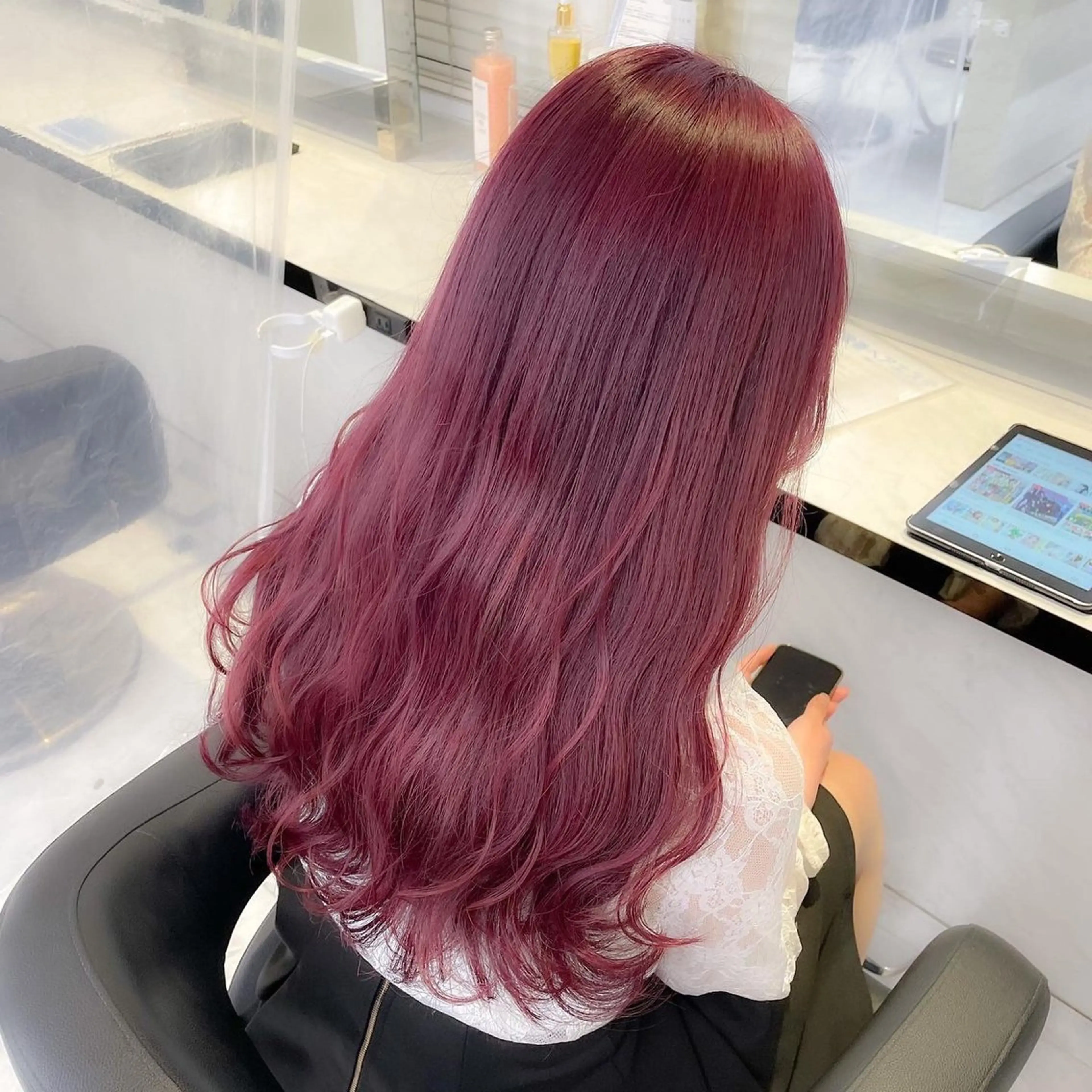 ロング カラー ヘアアレンジ ヘアカラー 上品な透明感カラー 寒色＆暖色ヘア💗のヘアスタイル
