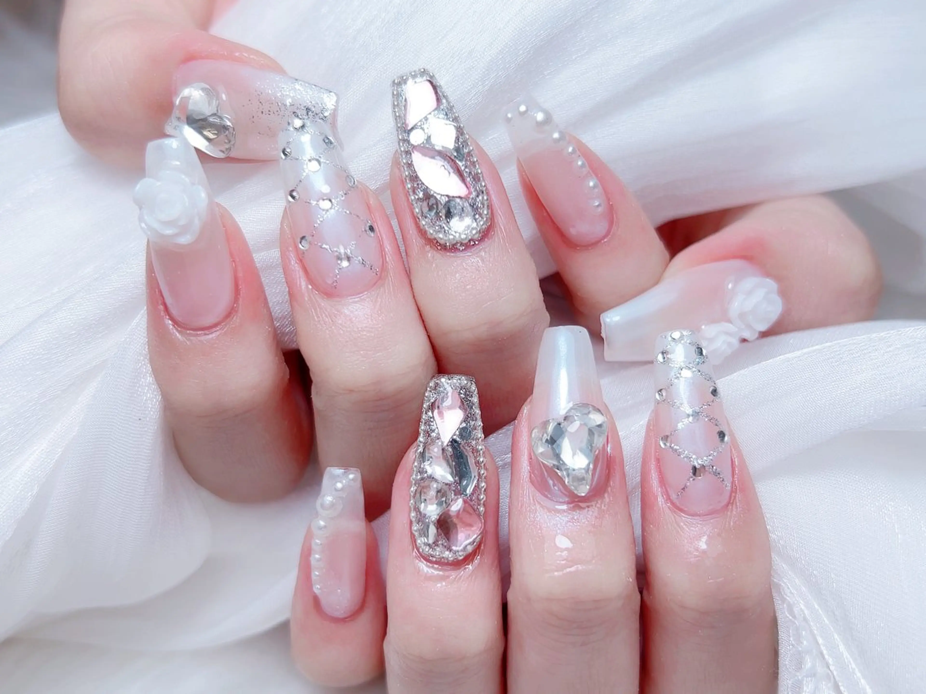 ネイル ハンドネイル M🌷nail 長さだし専門店のネイルデザイン