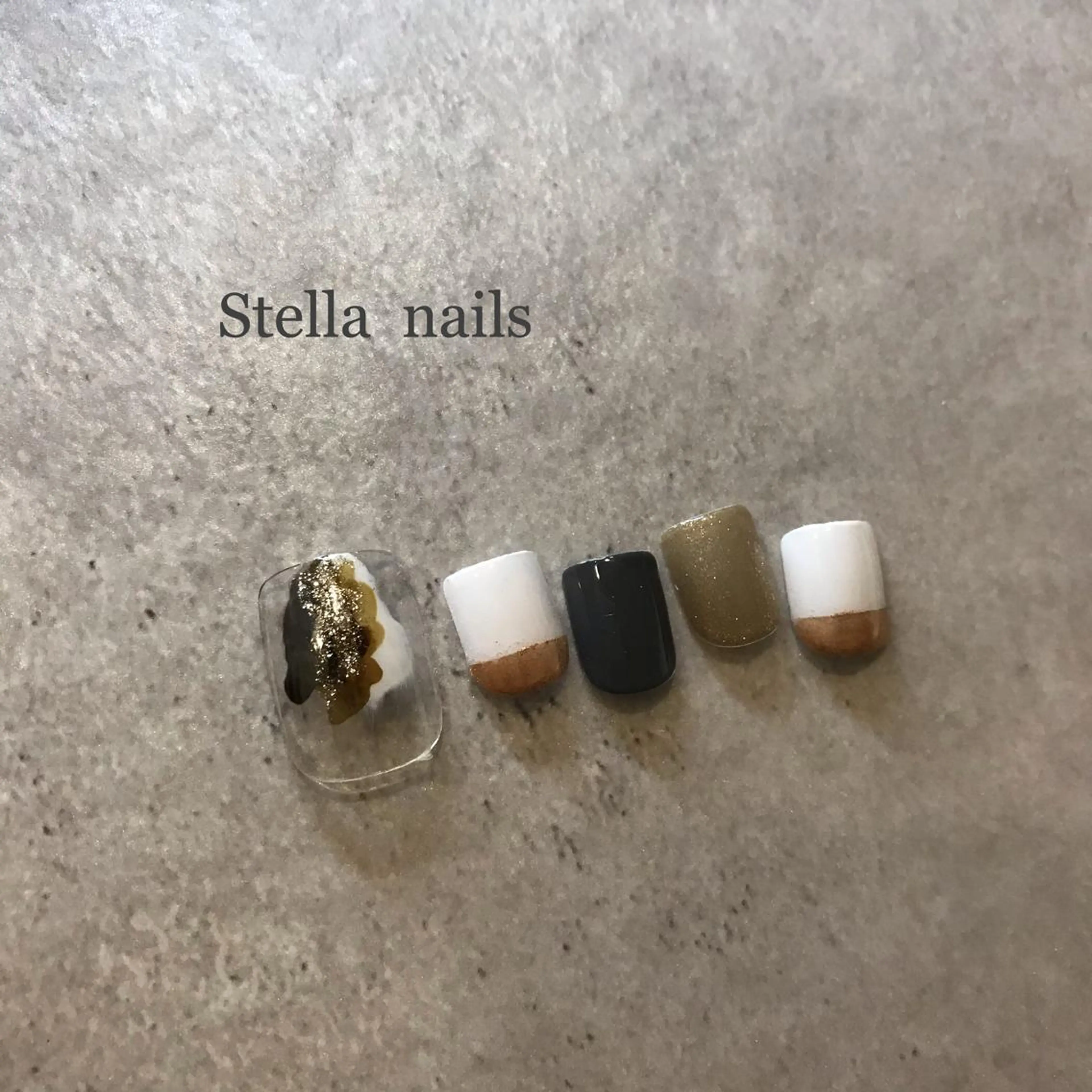 ネイル フットネイル Stella nailsのマツエク・マツパデザイン