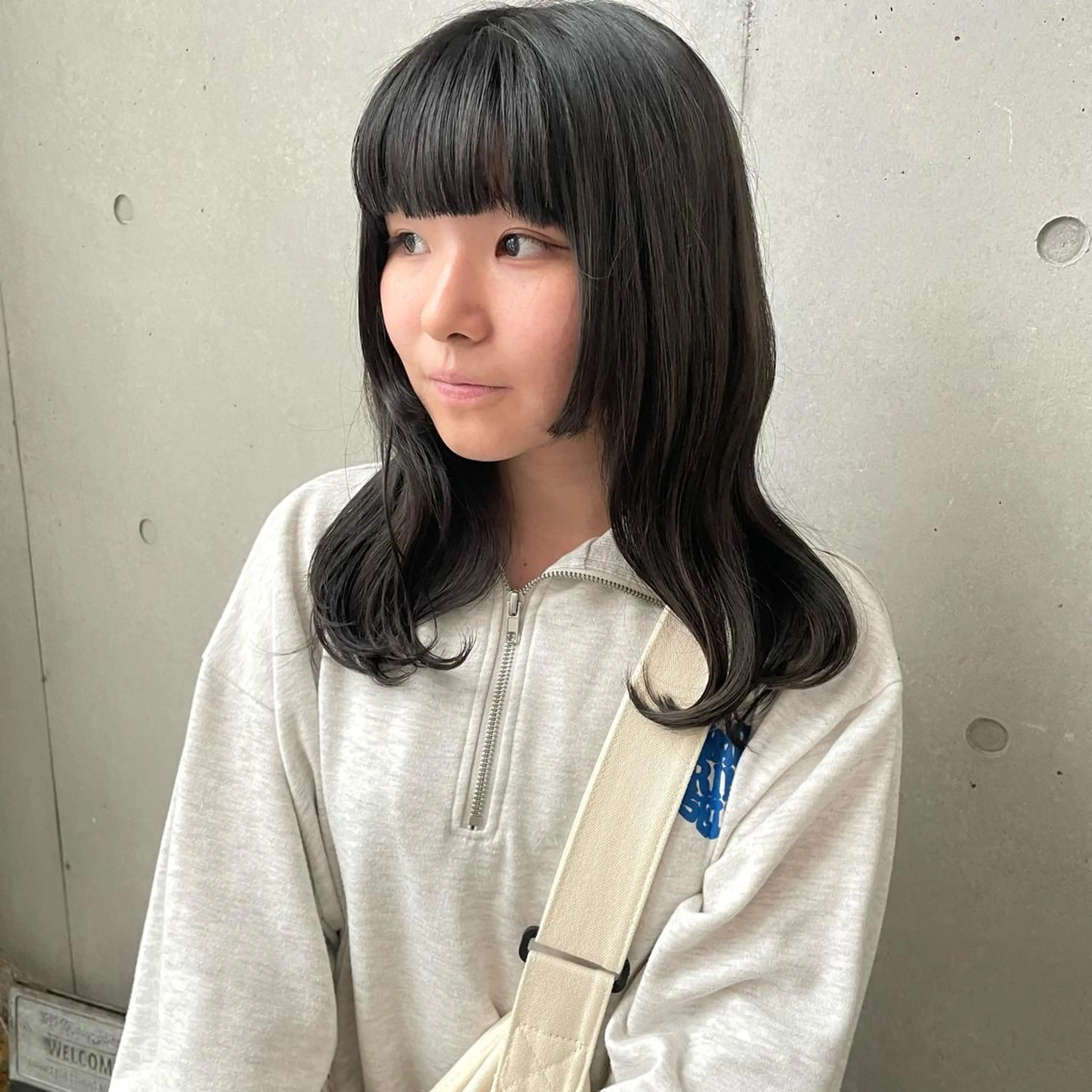 セミロング カラー ハイトーンカラー ショート/ブリーチ mizuki🐋のヘアスタイル