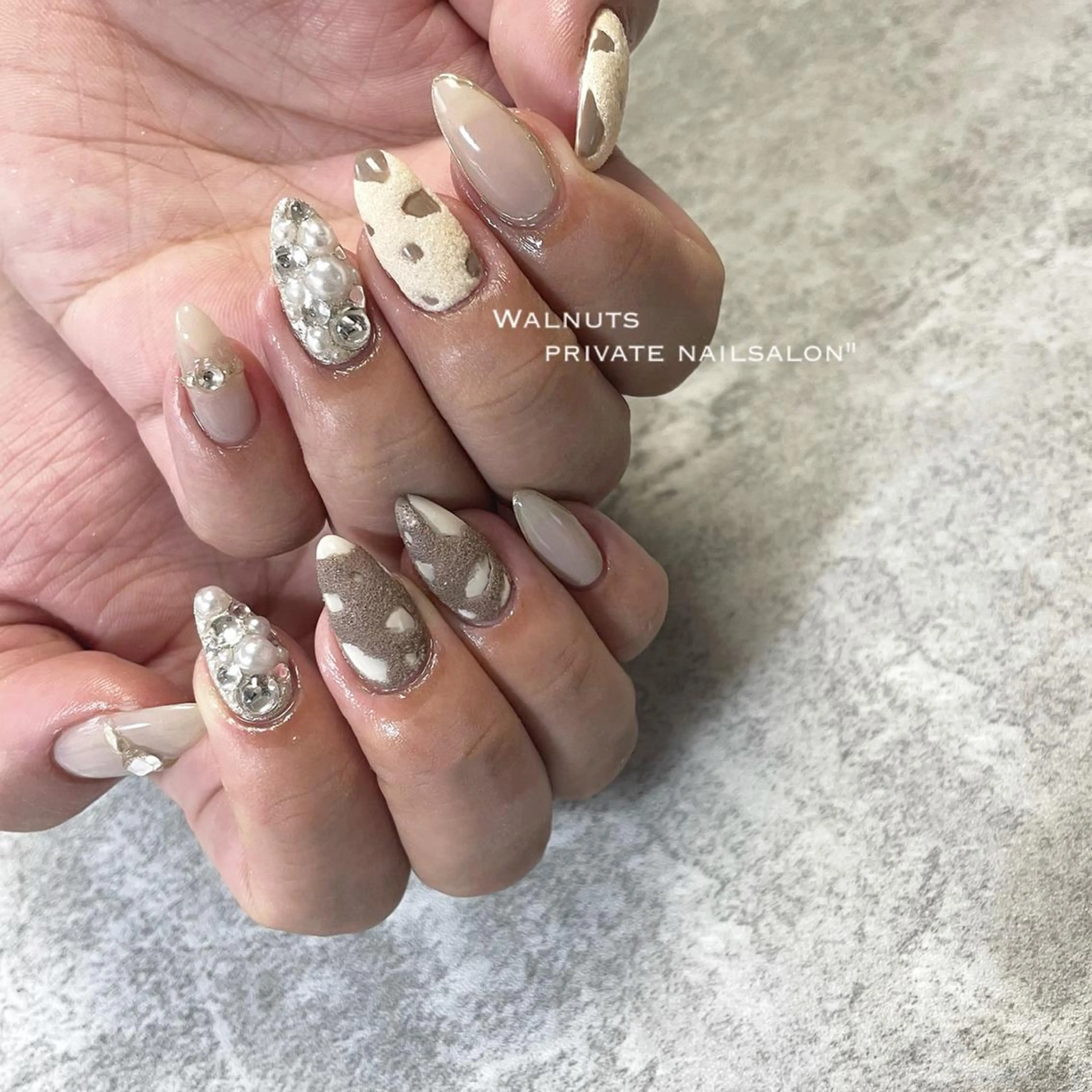 ネイル Walnuts nailのネイルデザイン
