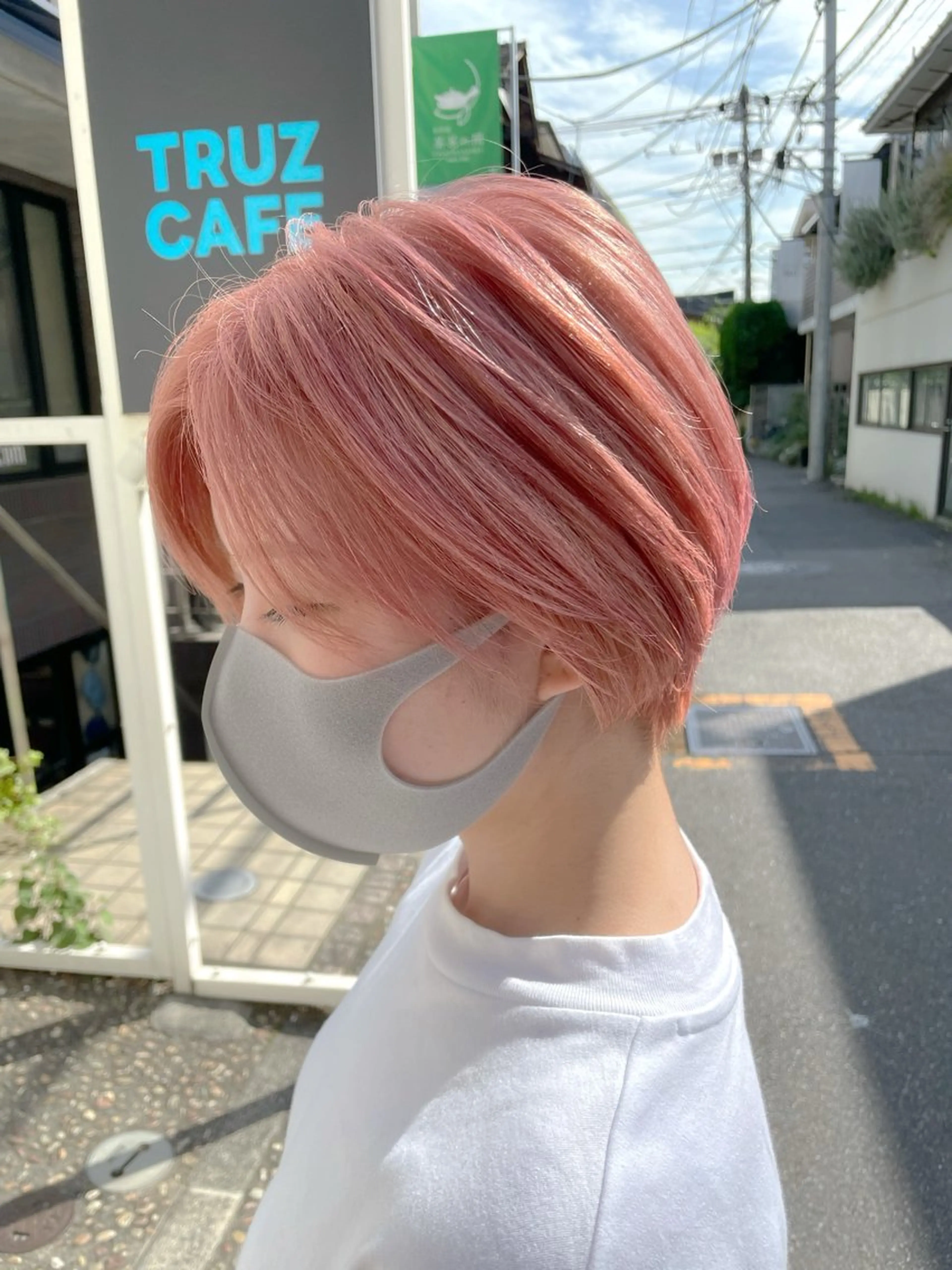 ショート YUUKI/艶カラー レイヤーカットのヘアスタイル