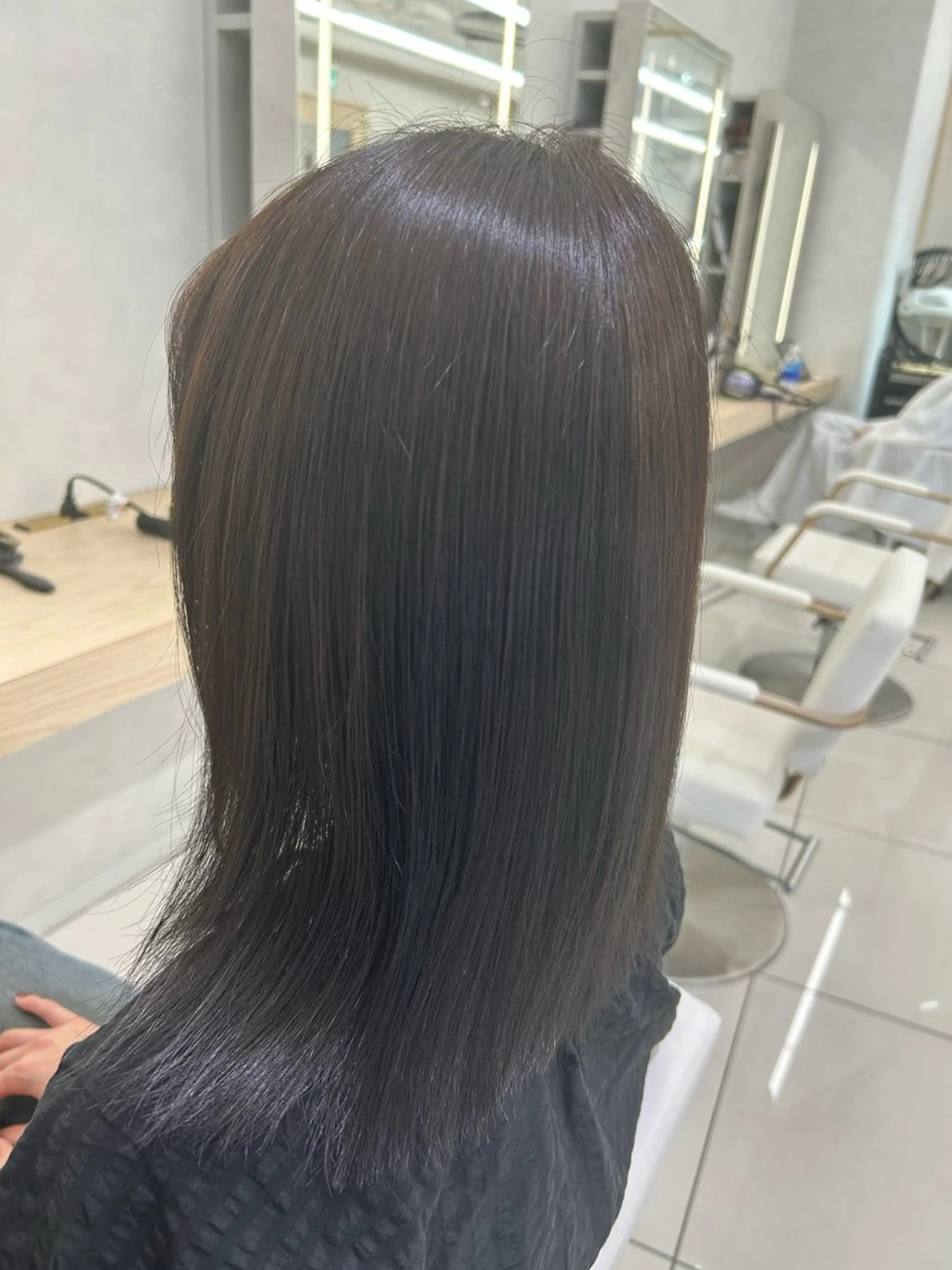ミディアム ＡＯ所属・透明カラー/ 唯七のヘアスタイル