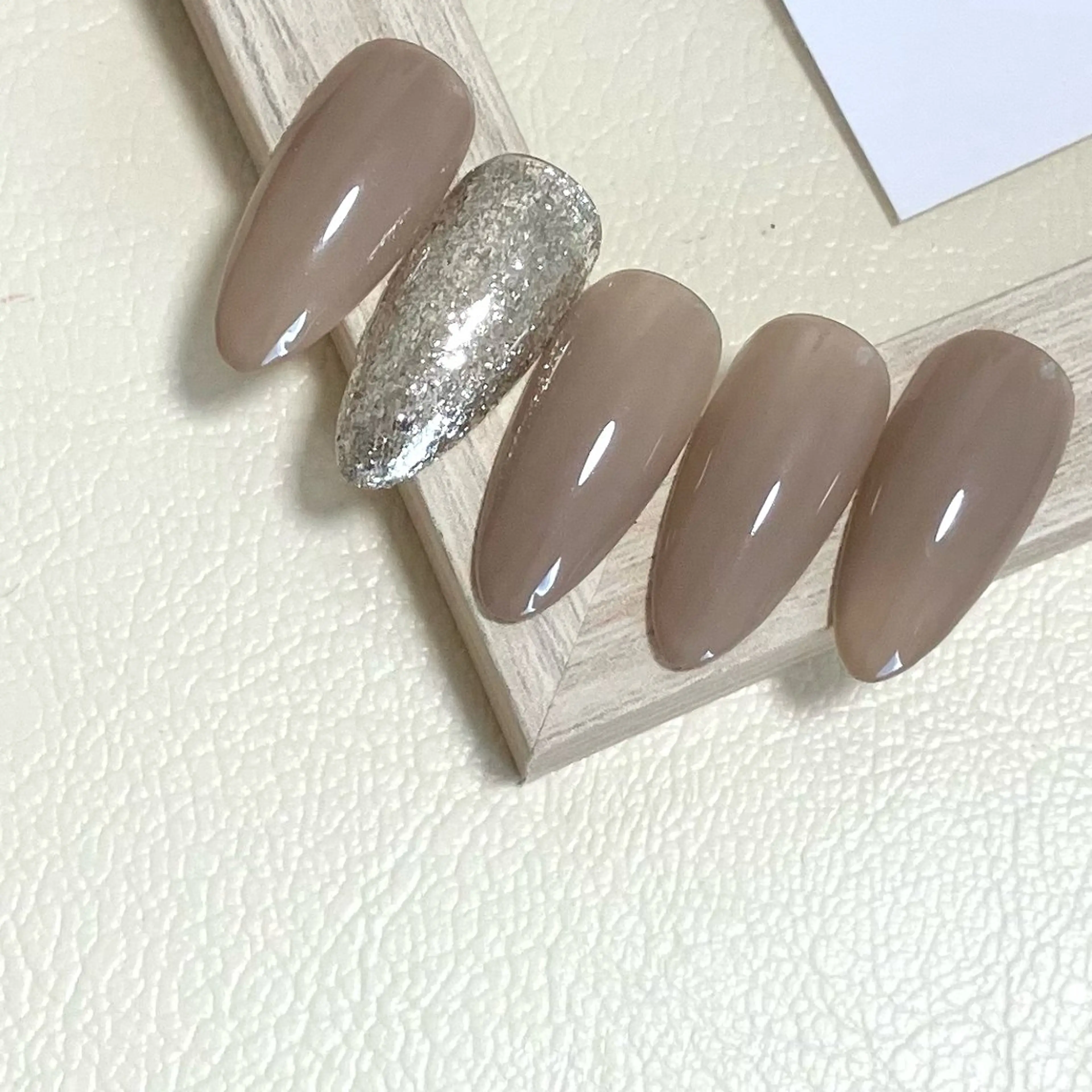 ネイル ワンカラーネイル nailroom kukaのネイルデザイン