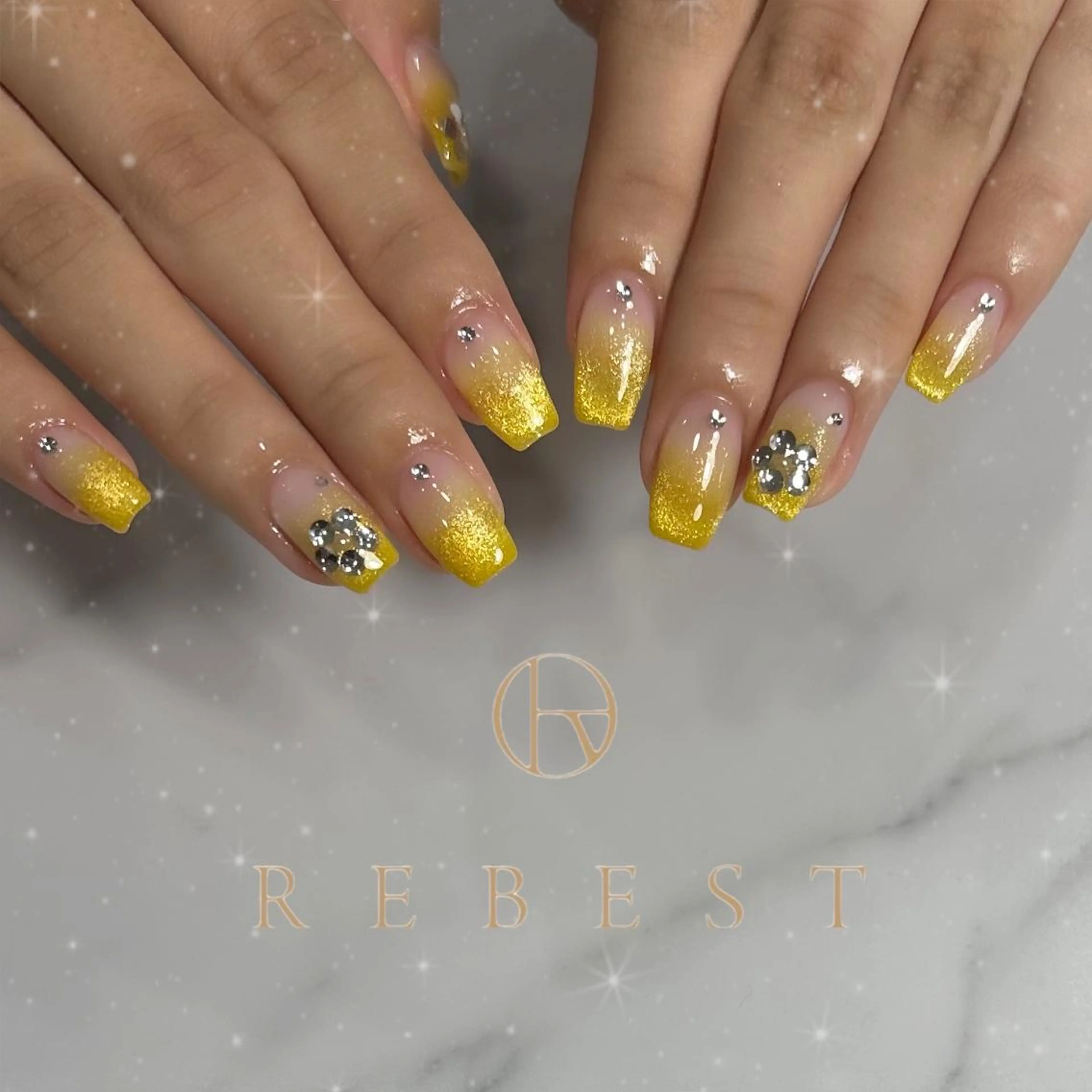 ネイル REBEST🎀 付け放題のネイルデザイン