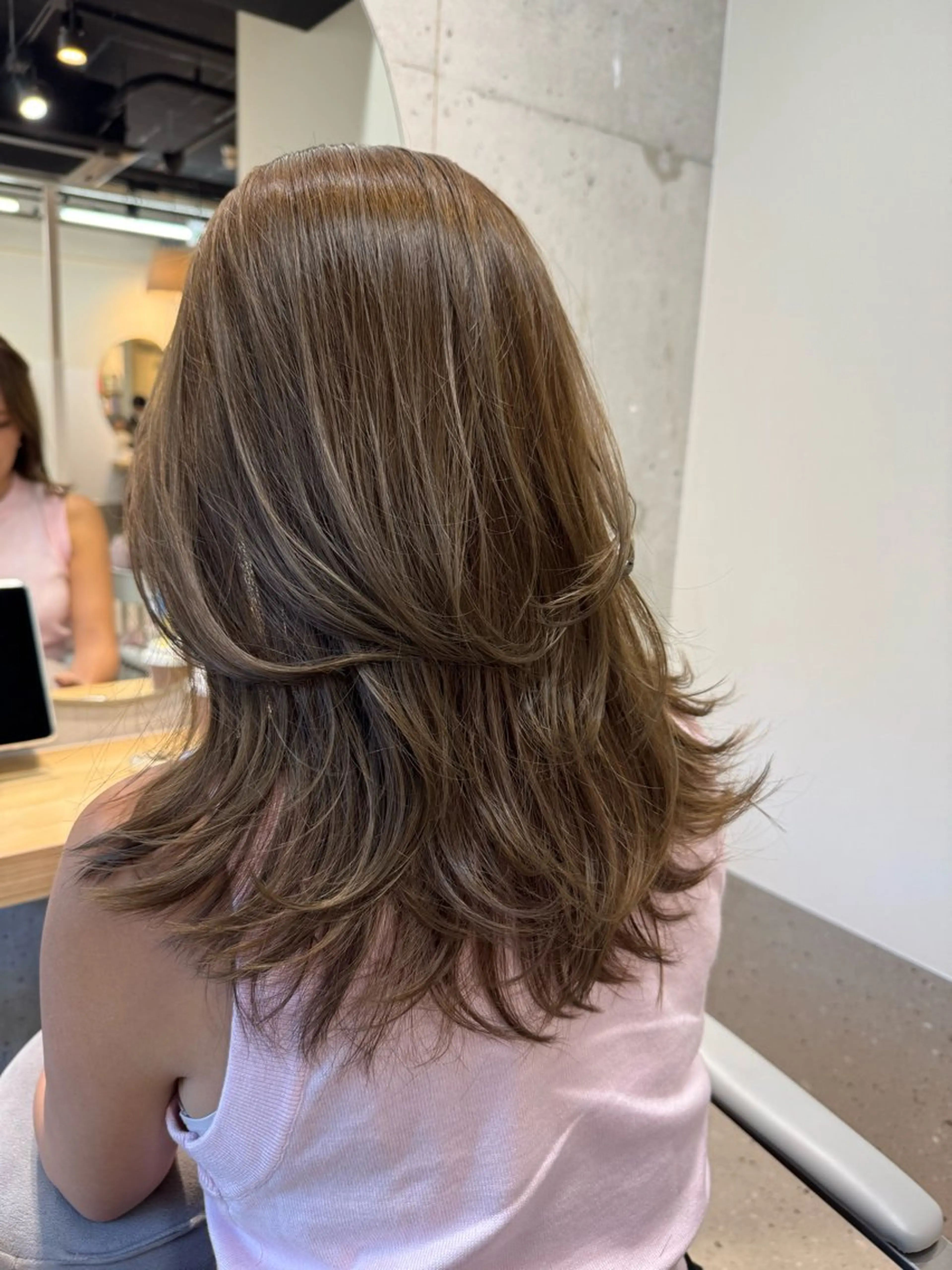 セミロング カラー 透明うる艶カラー🫧 ココロのヘアスタイル