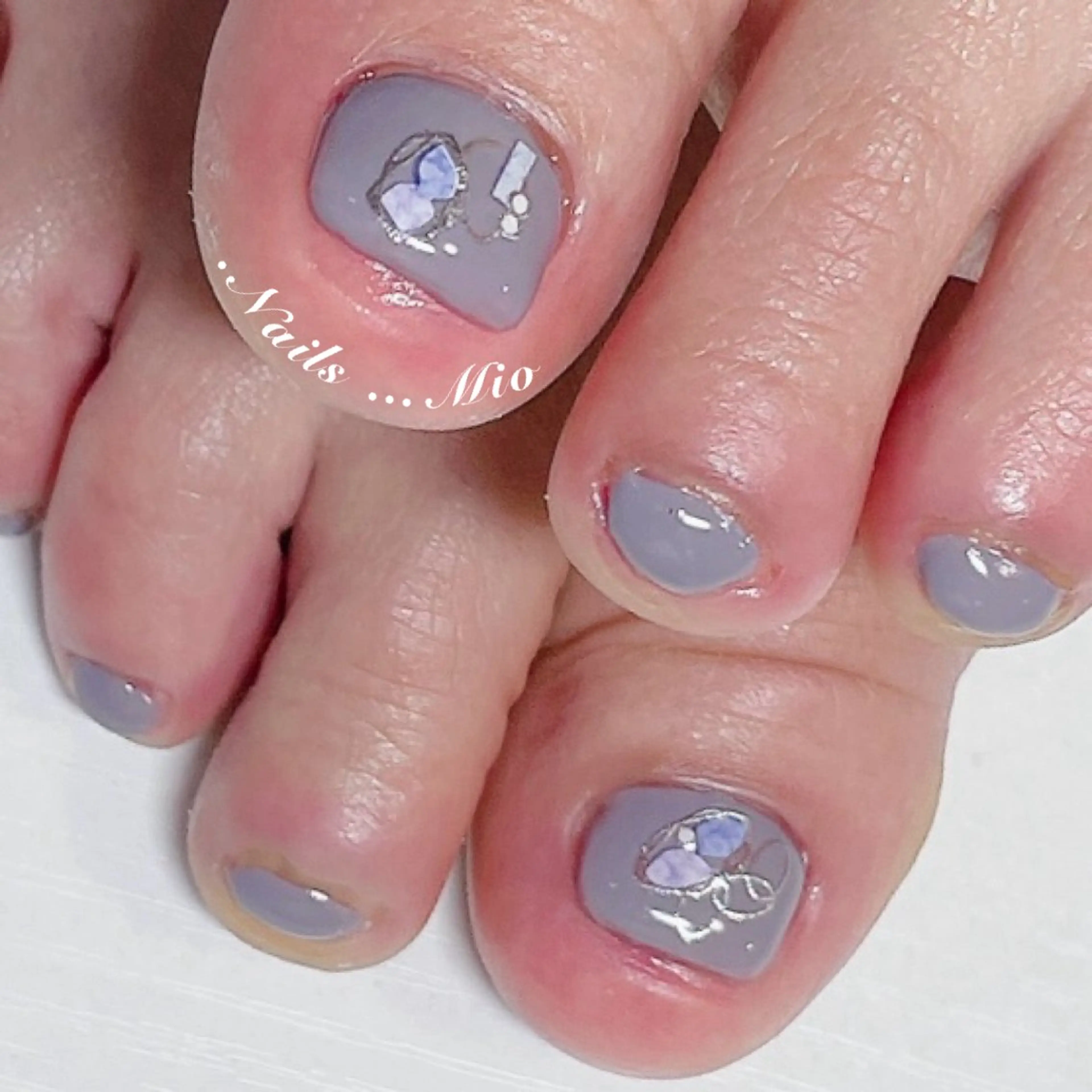 ネイル フットネイル ジェルネイル ワンカラーネイル フットネイル .Nails Mio 赤羽西ネイルサロンのネイルデザイン