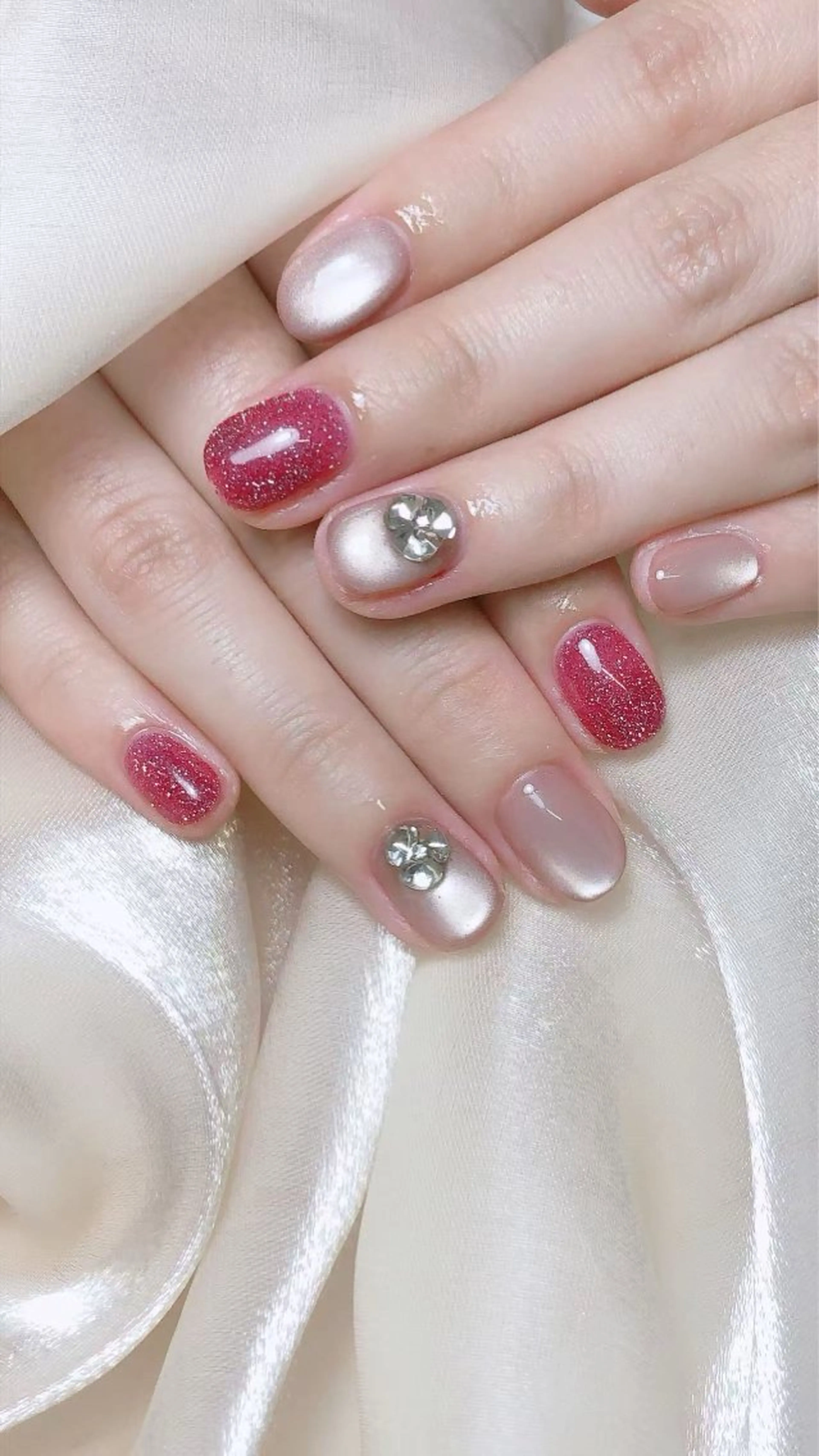 ネイル LR.ONE リナのネイルデザイン