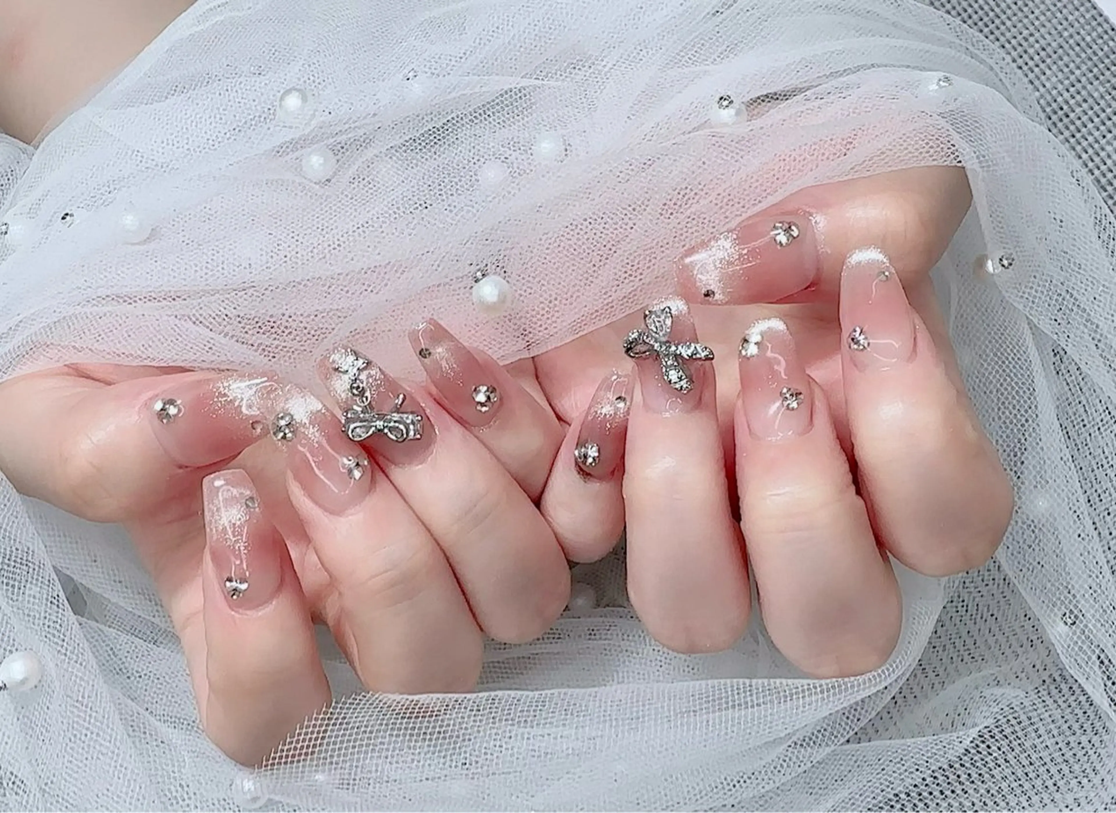 ネイル R nailsalon所属・R salonのネイルデザイン