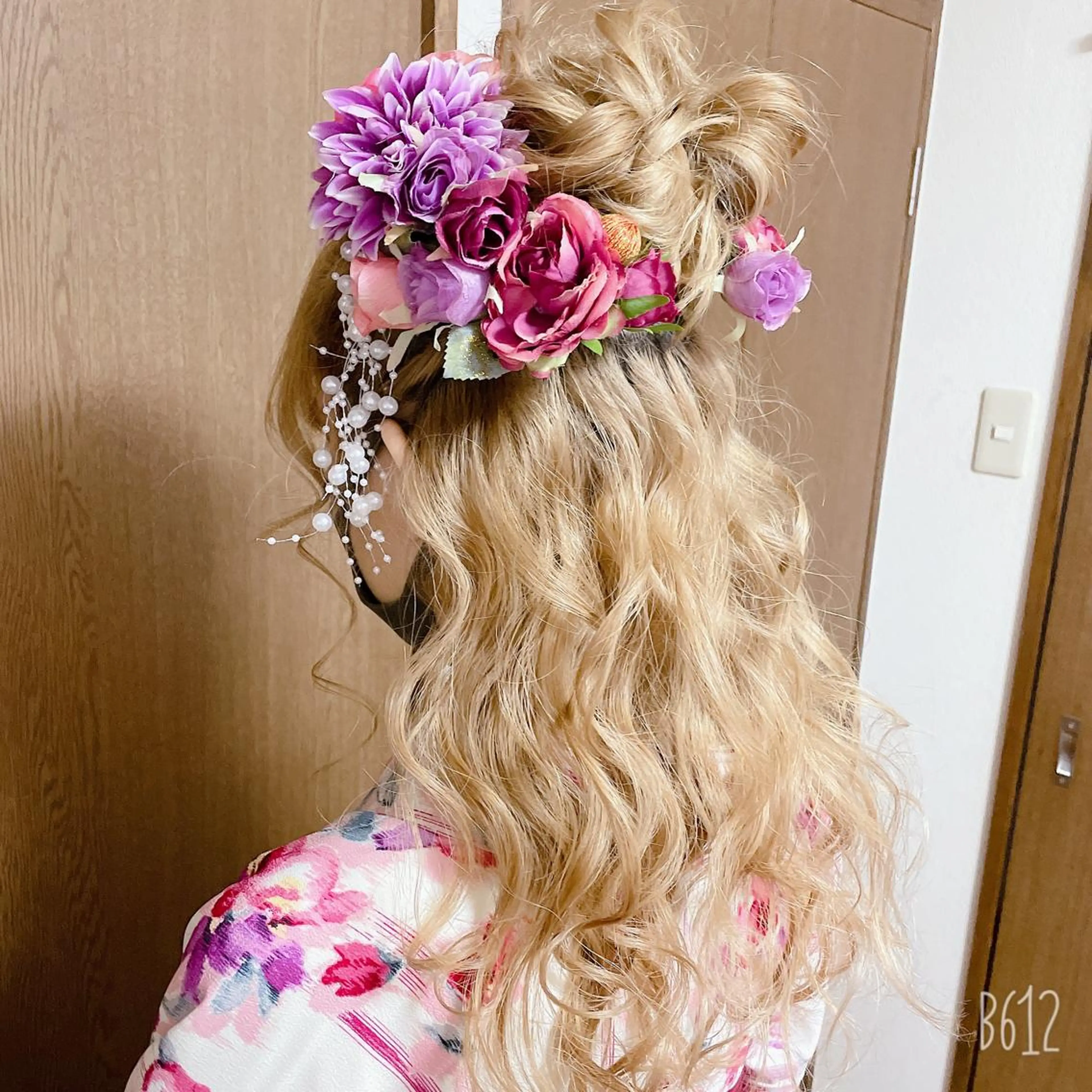 ロング 卒業式のヘアスタイル ヘアセット 高柳 美冴のネイルデザイン