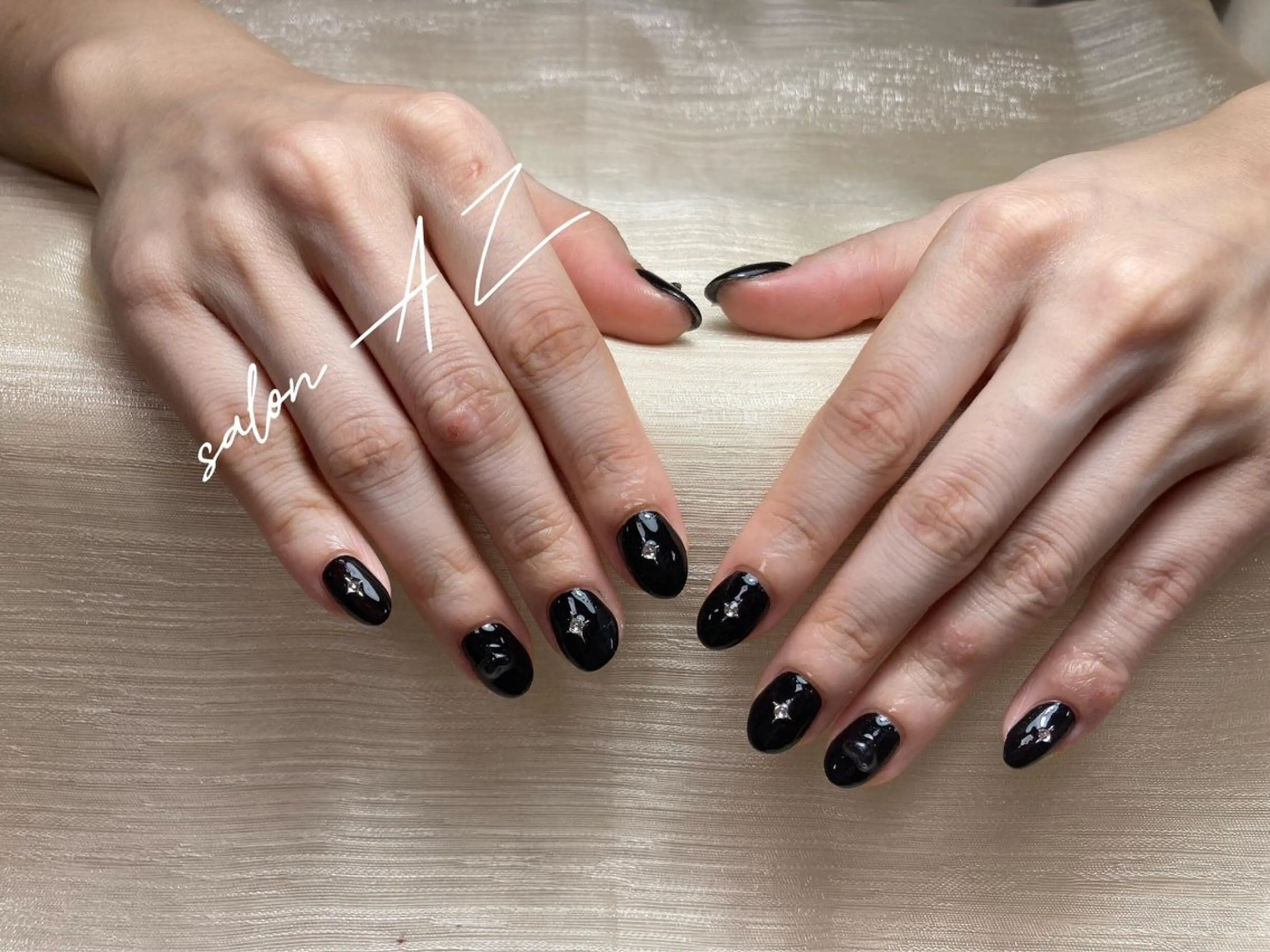 ネイル ワンカラーネイル ストーンネイル salonAZ トップネイリストのネイルデザイン