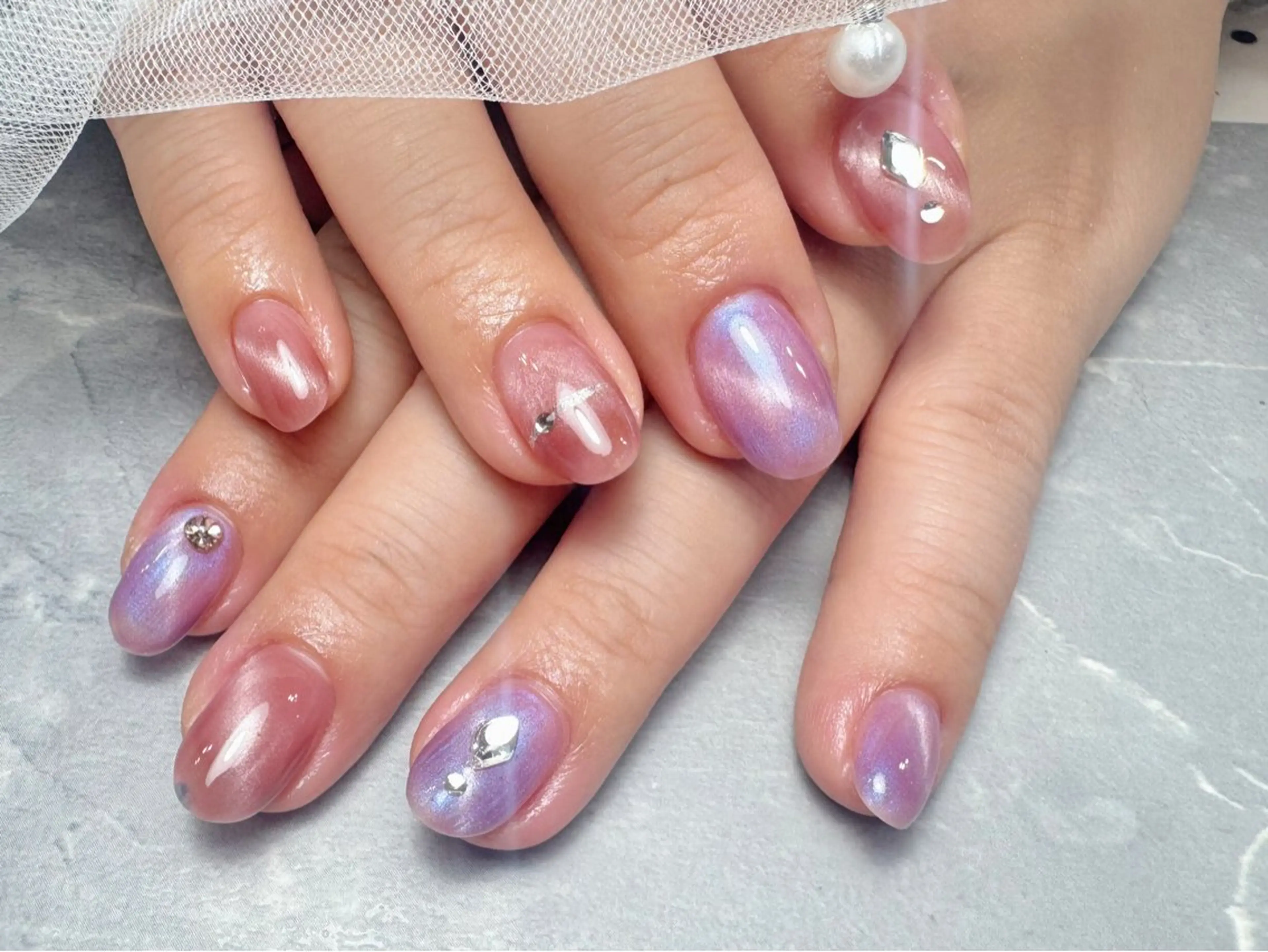 ネイル ハンドネイル マジックミラー所属・マジック ミラーのネイルデザイン