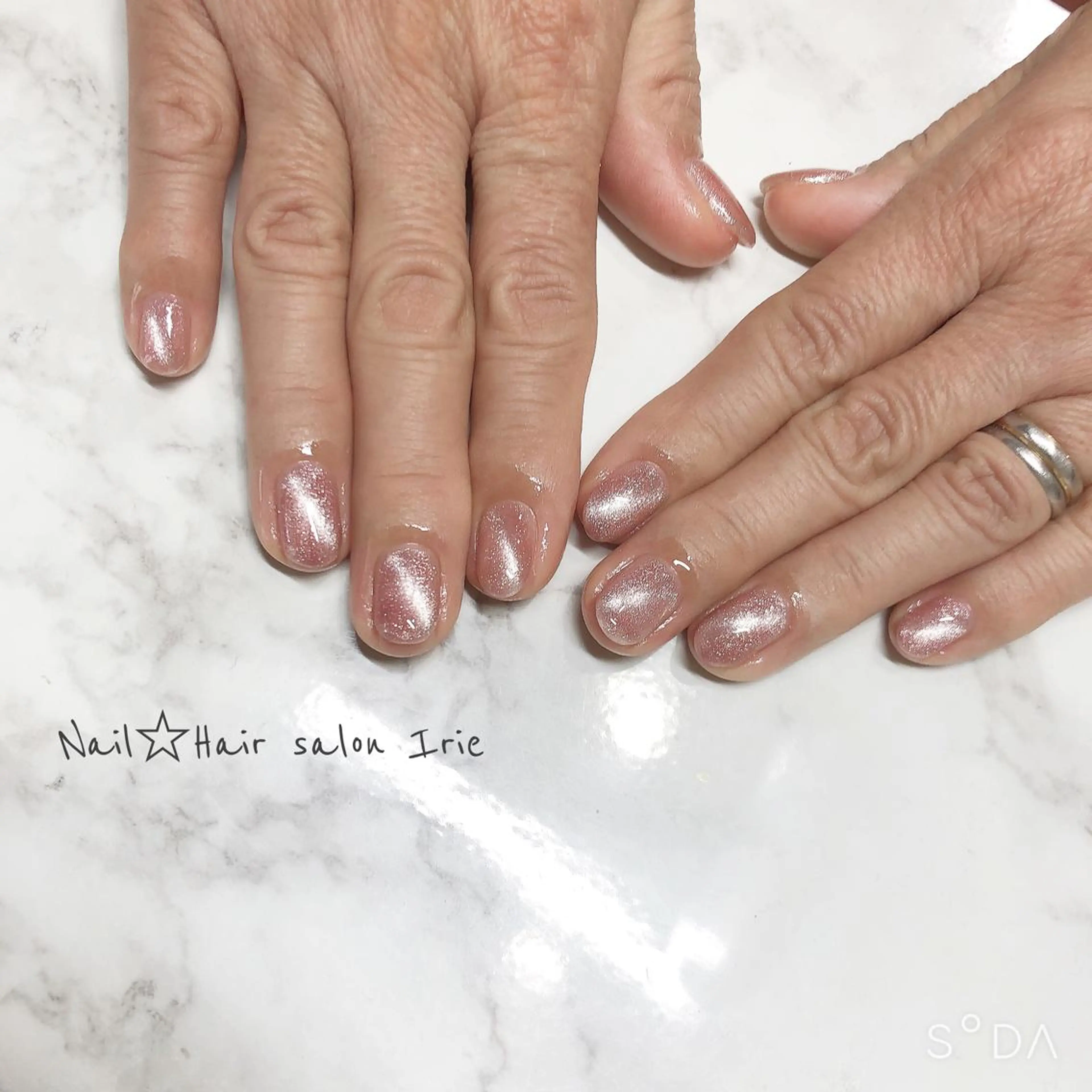 ネイル ハンドネイル ハンドケア Hair salon Irie所属・與儀 知佳のネイルデザイン