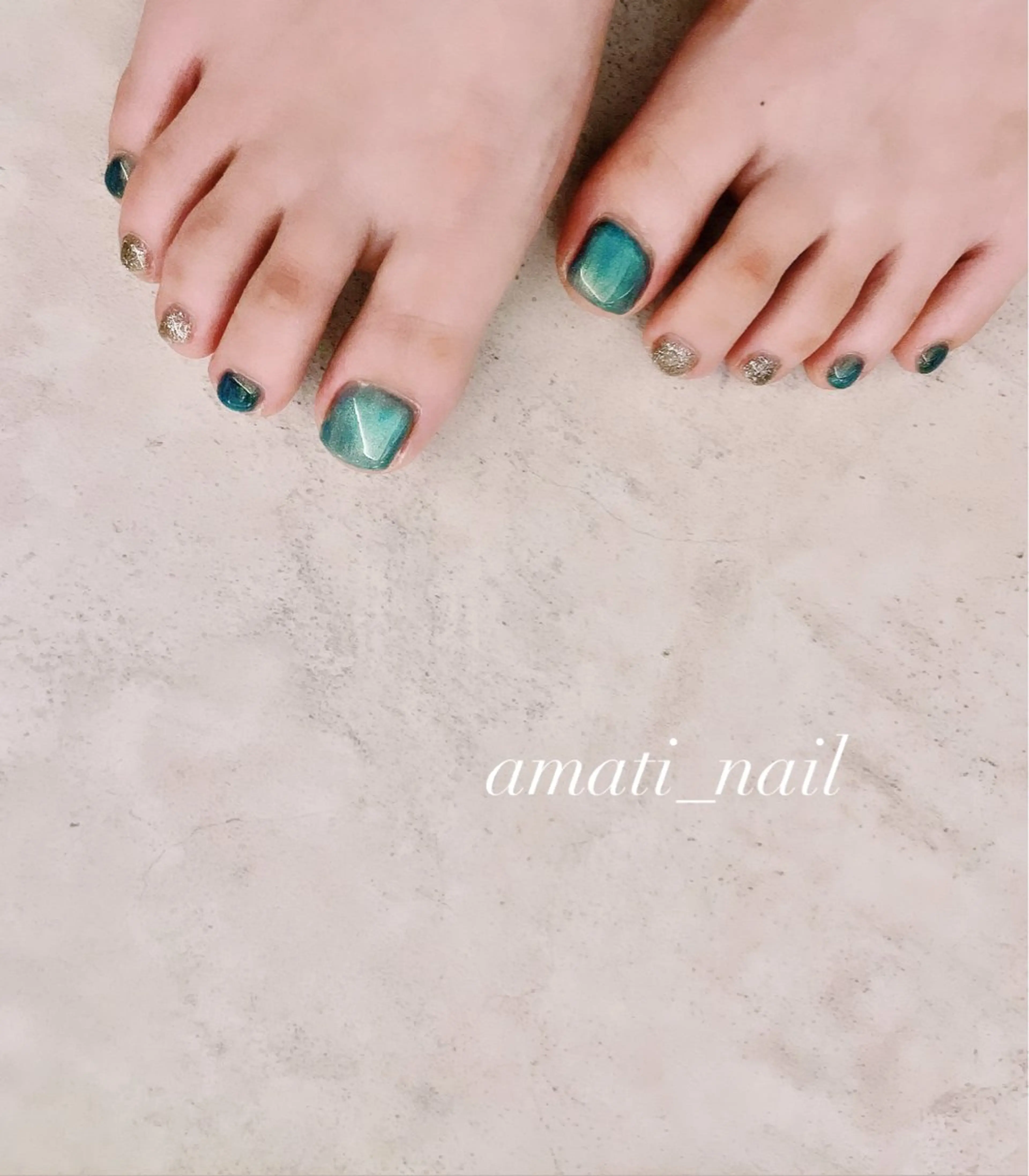 ネイル フットネイル ジェルネイル マグネットネイル ミラーネイル ニュアンスネイル フットネイル amati_nail TAKAKOのネイルデザイン