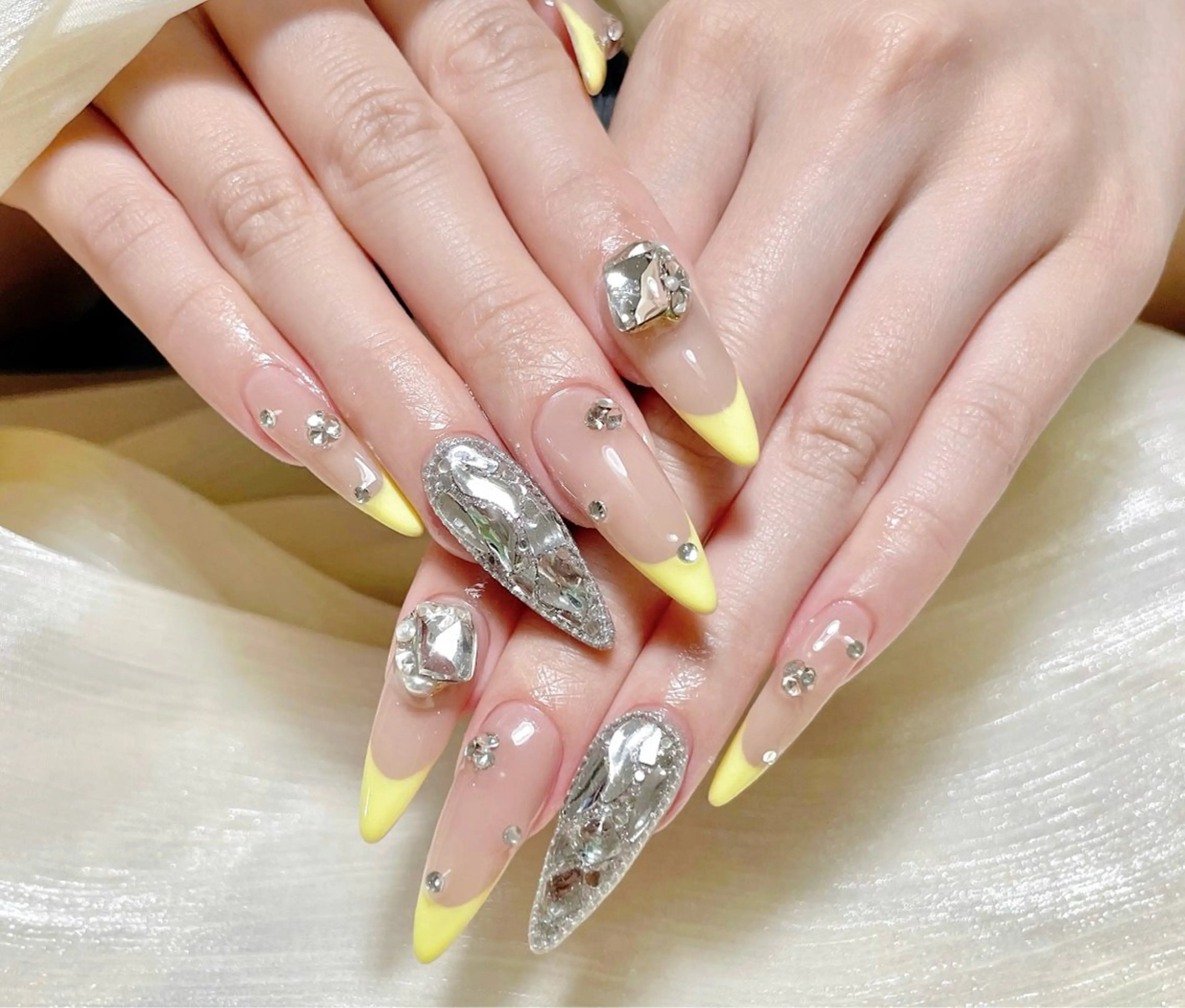 ネイル ハンドネイル 🍑 momo_nailのネイルデザイン