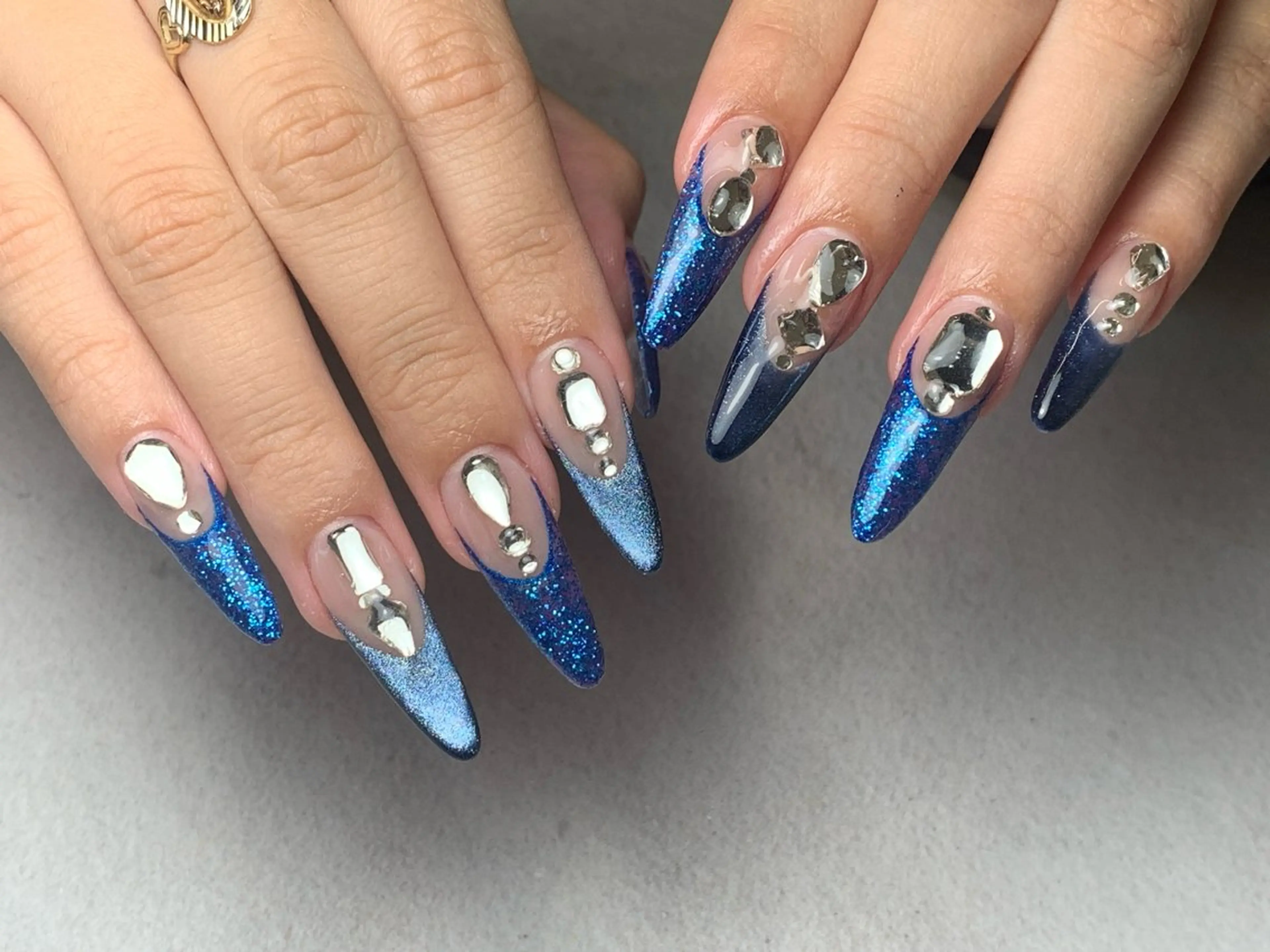 ネイル ハンドネイル KARMA salonのネイルデザイン