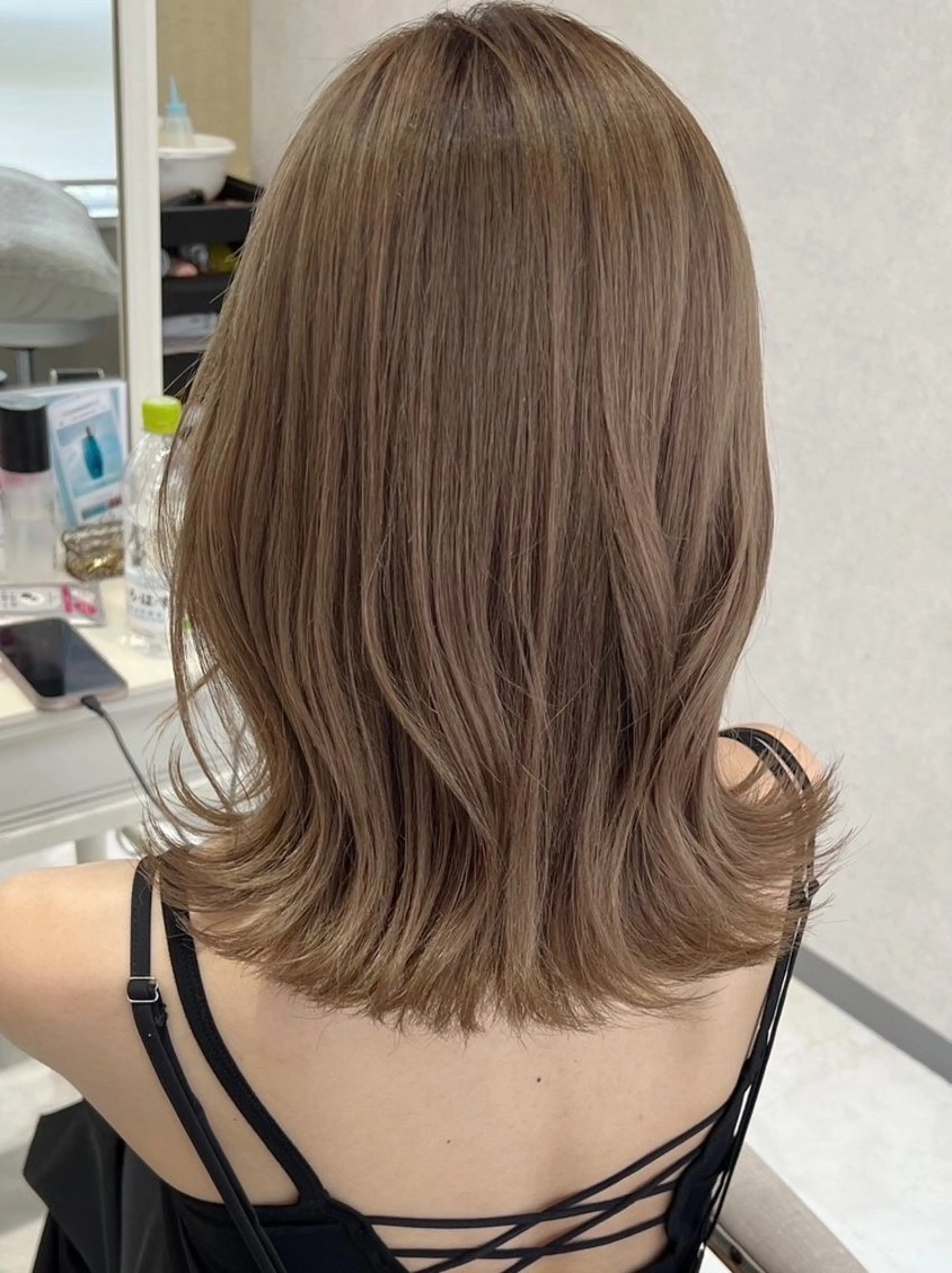セミロング カラー カット ヘアカラー トリートメント 𐙚mareka/ 顔周り/透明感ｶﾗｰのヘアスタイル