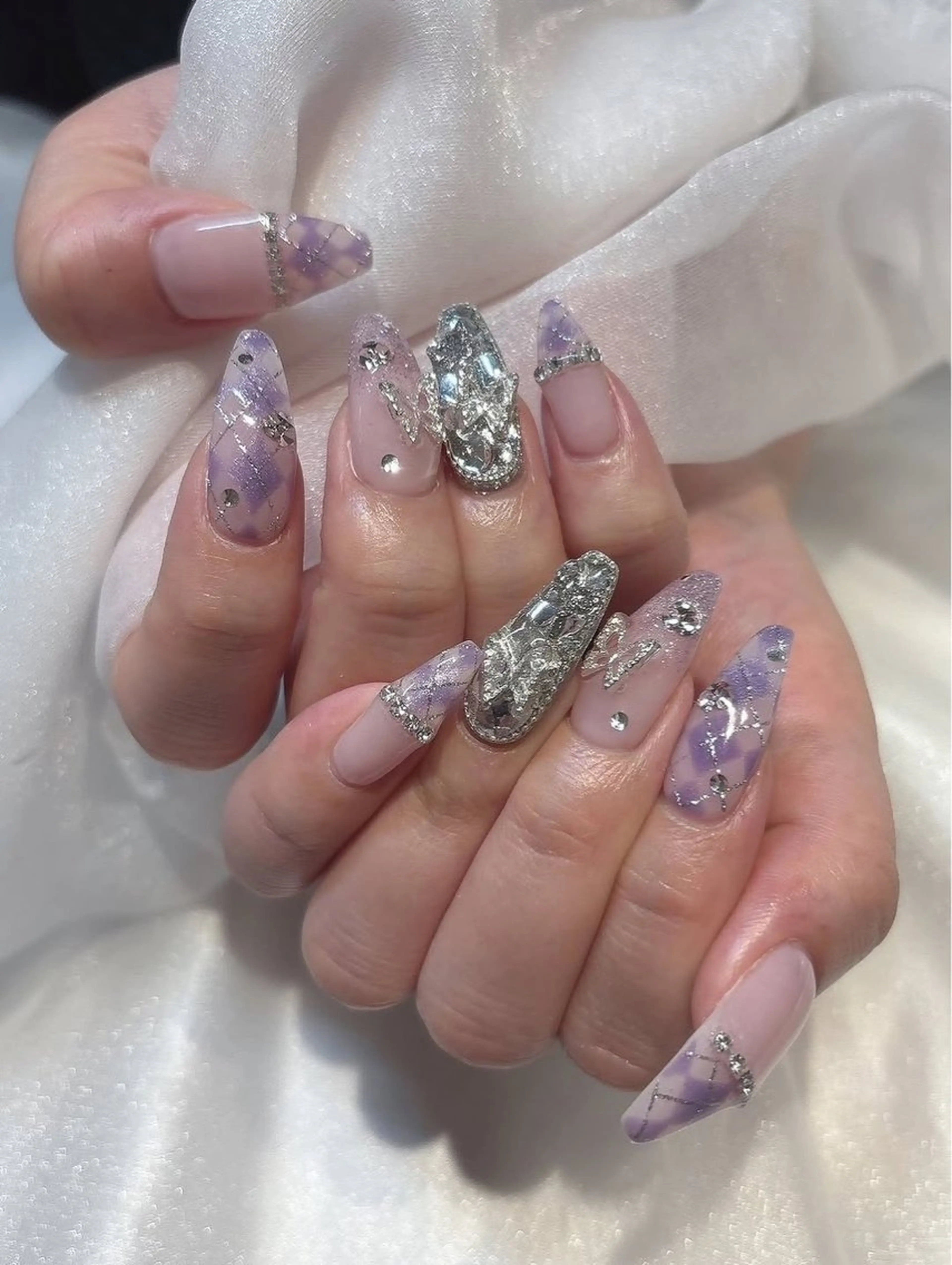 ネイル アートネイル 長さ出し ジェルネイル マグネットネイル ニュアンスネイル ハンドネイル KIM キムのネイルデザイン