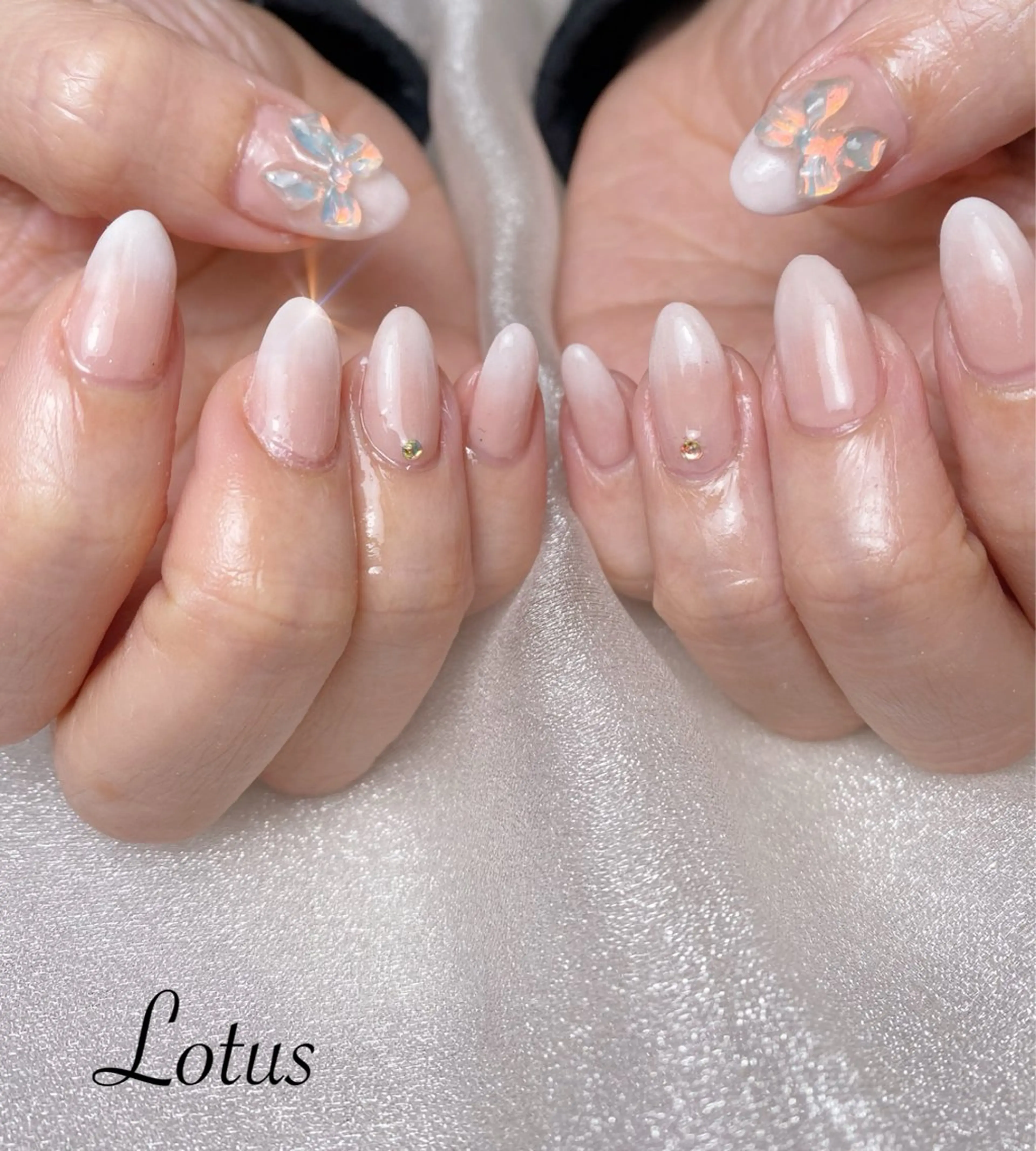 ネイル ガーリー リボン 春ネイル ハンドネイル Lotus 🌸のネイルデザイン