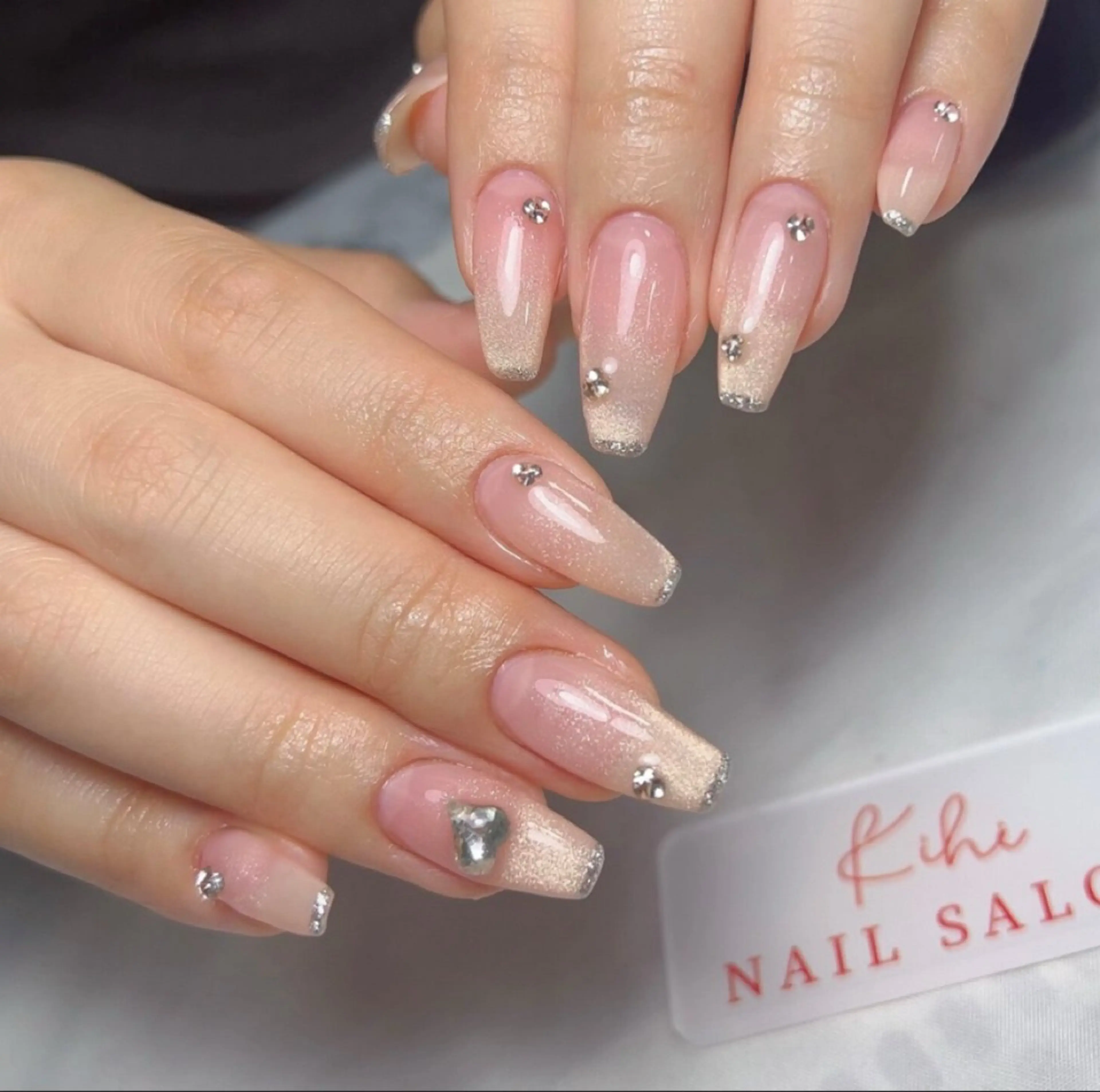 ネイル アートネイル フレンチネイル ジェルネイル グラデーション 韓国ネイル ハンドネイル 久保田 マリコのネイルデザイン