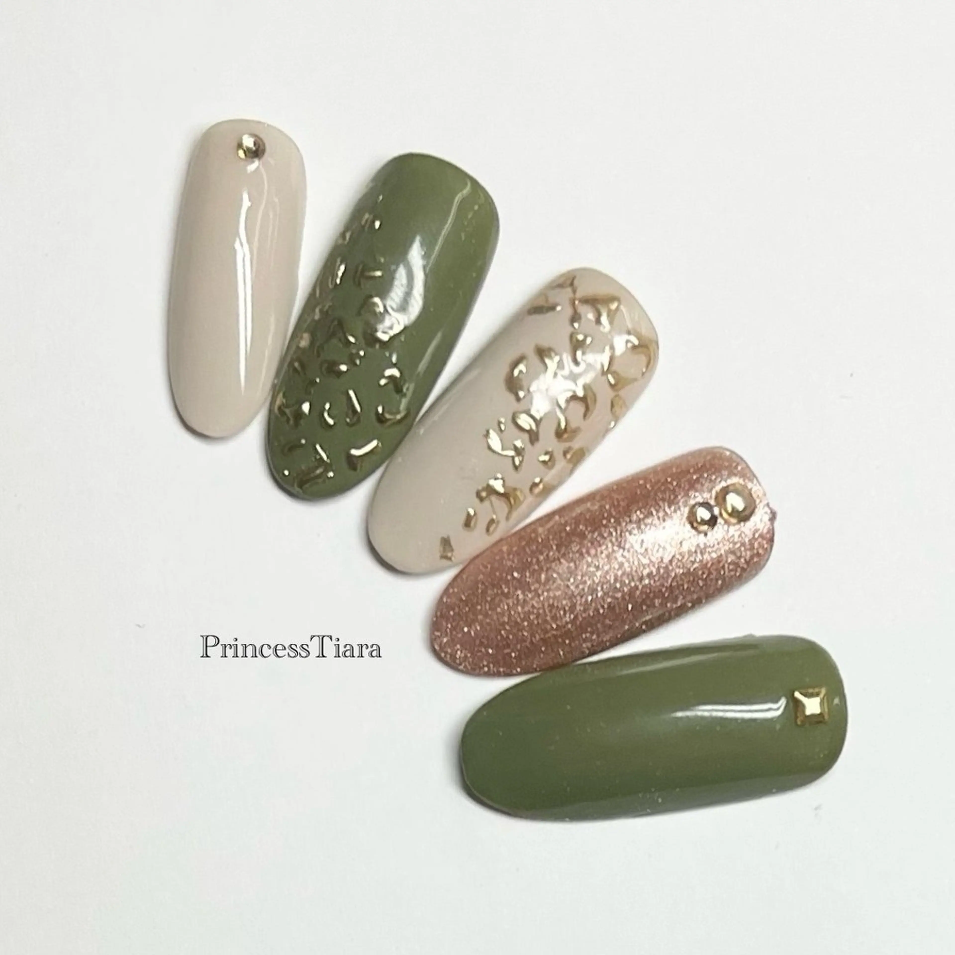 ネイル Grantulle collegeのネイルデザイン