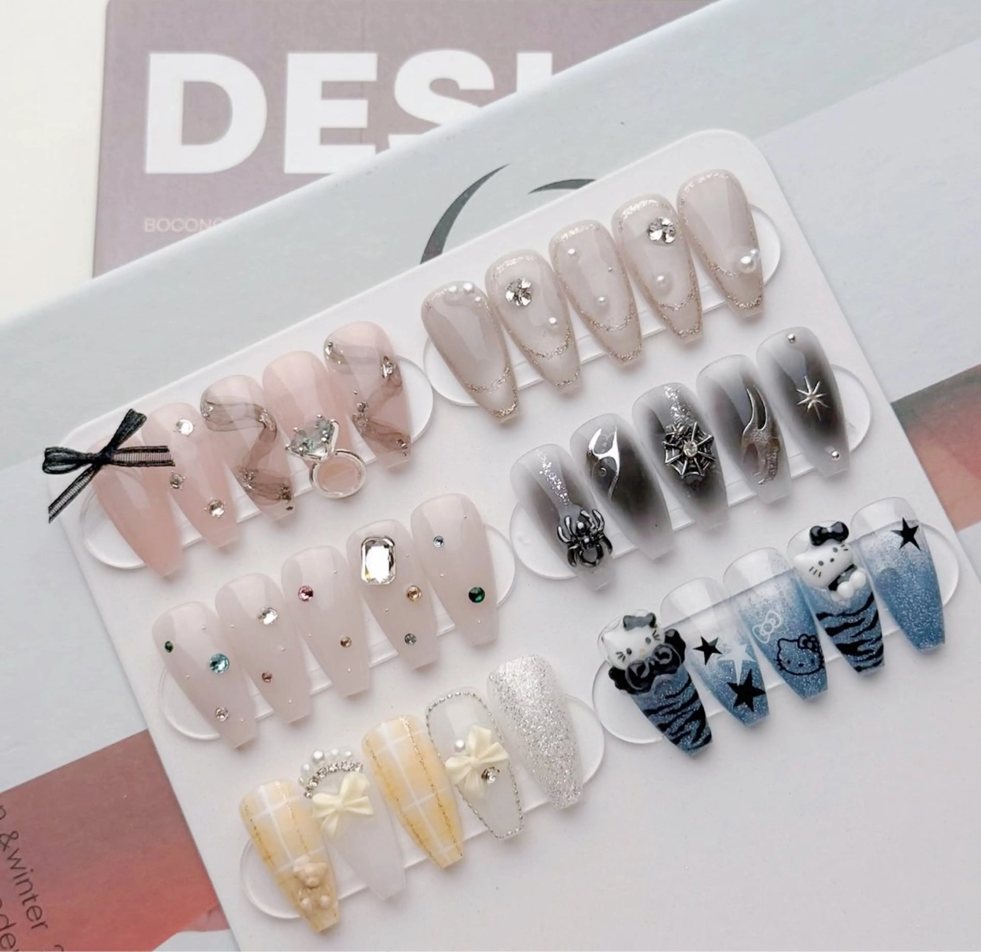 ネイル ハンドネイル ハンドケア いちご chan novaのネイルデザイン