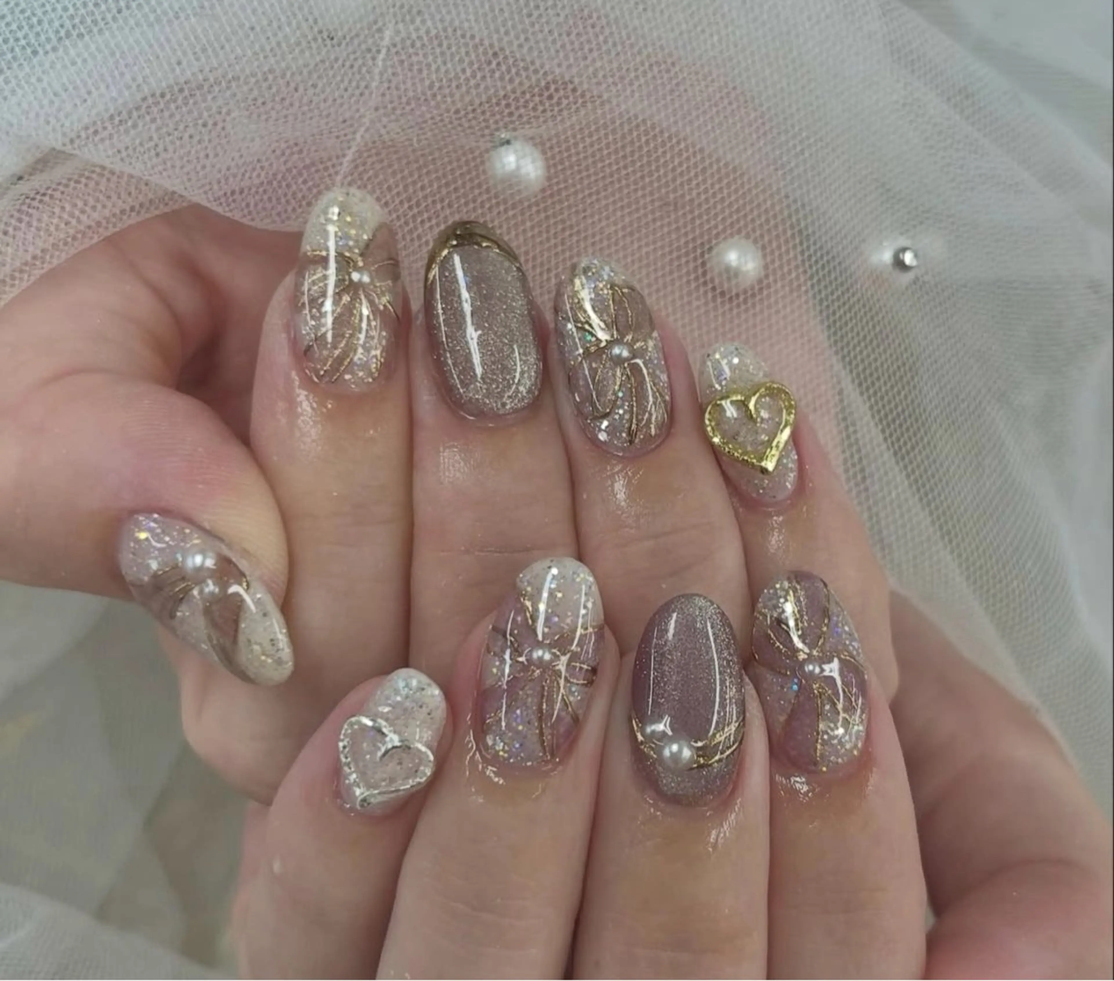 ネイル オーロラネイル フレンチネイル ジェルネイル 韓国ネイル マグネットネイル ハンドネイル Basic 川越のネイルデザイン