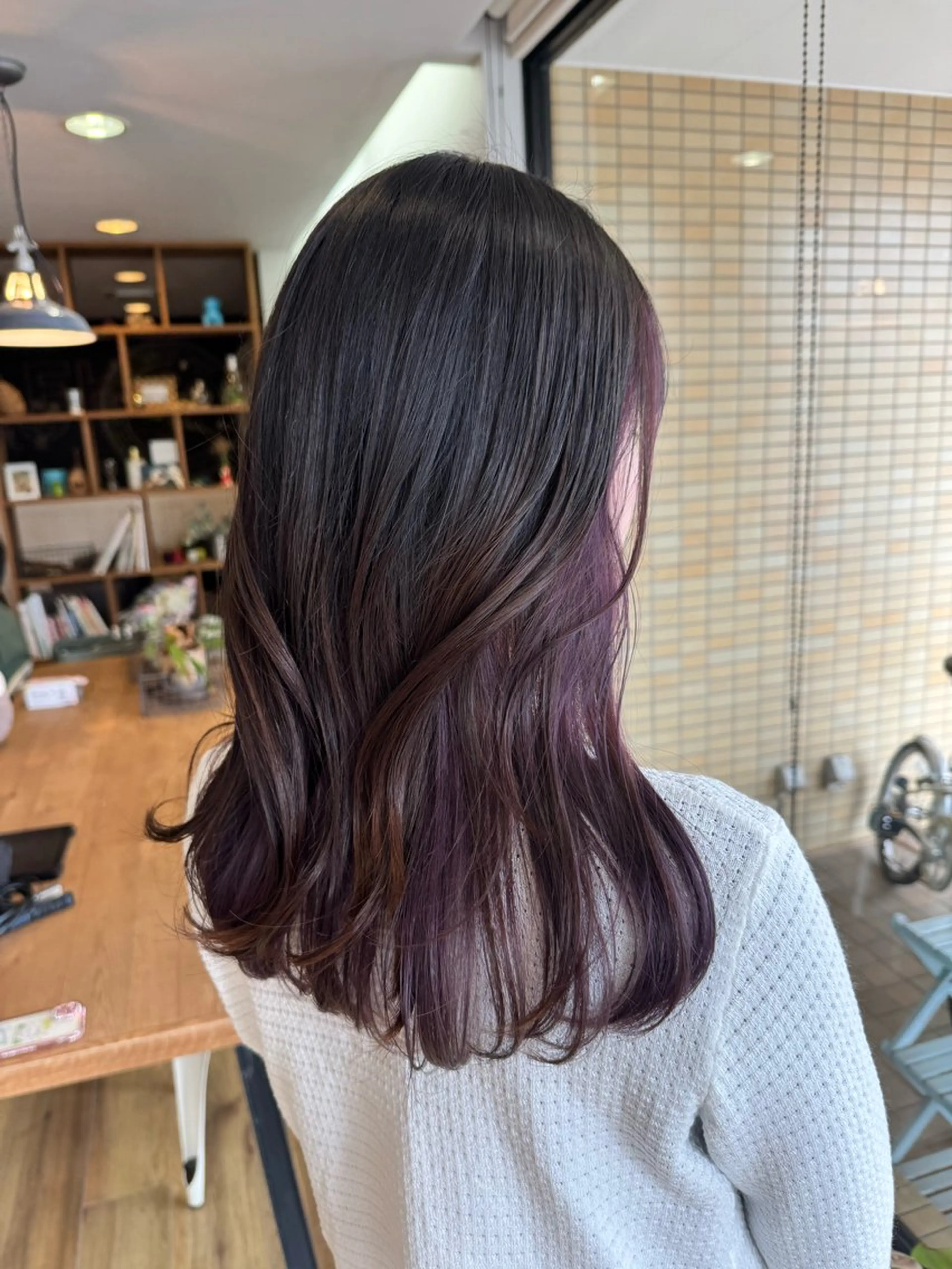 ロング カラー ヘアカラー トリートメント ツキダテ ユイのヘアスタイル