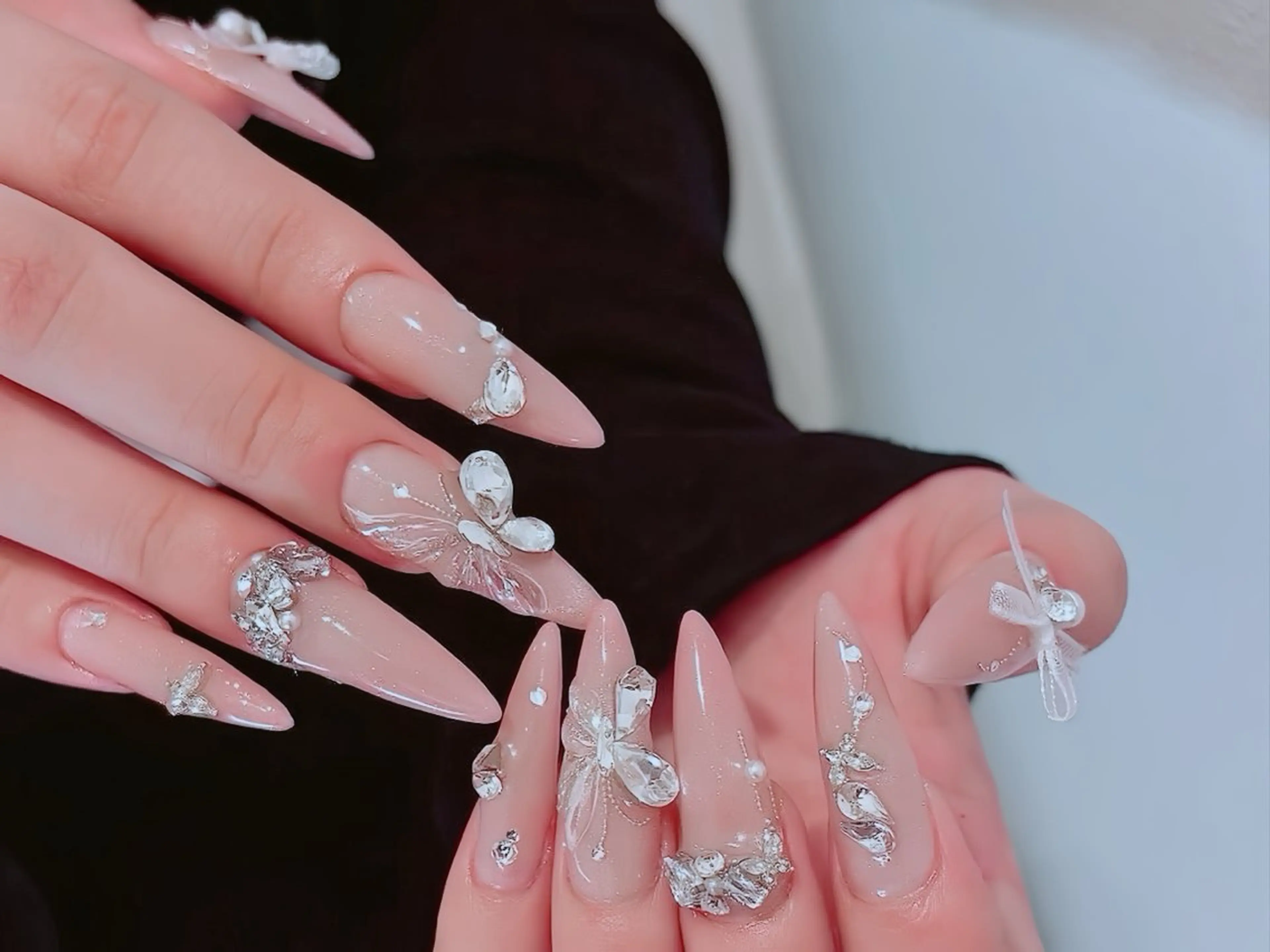 ネイル チークネイル フレンチネイル ガラスフレンチ グラデーション キラキラネイル ハンドネイル Rin Nail所属・Rin Nailのネイルデザイン