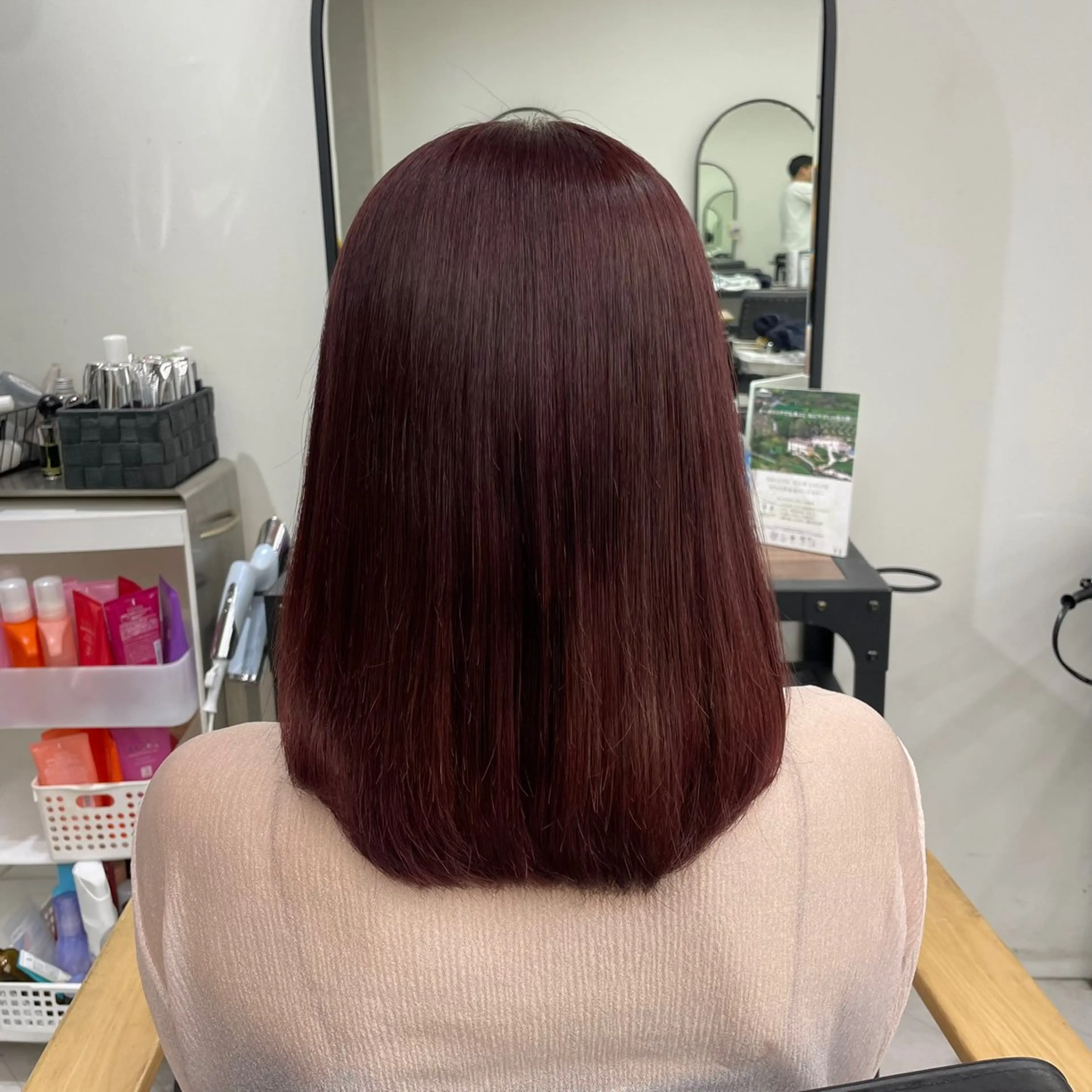 ミディアム カラー ヘアカラー ななみ《ちゅるん カラー/まつパ》のヘアスタイル