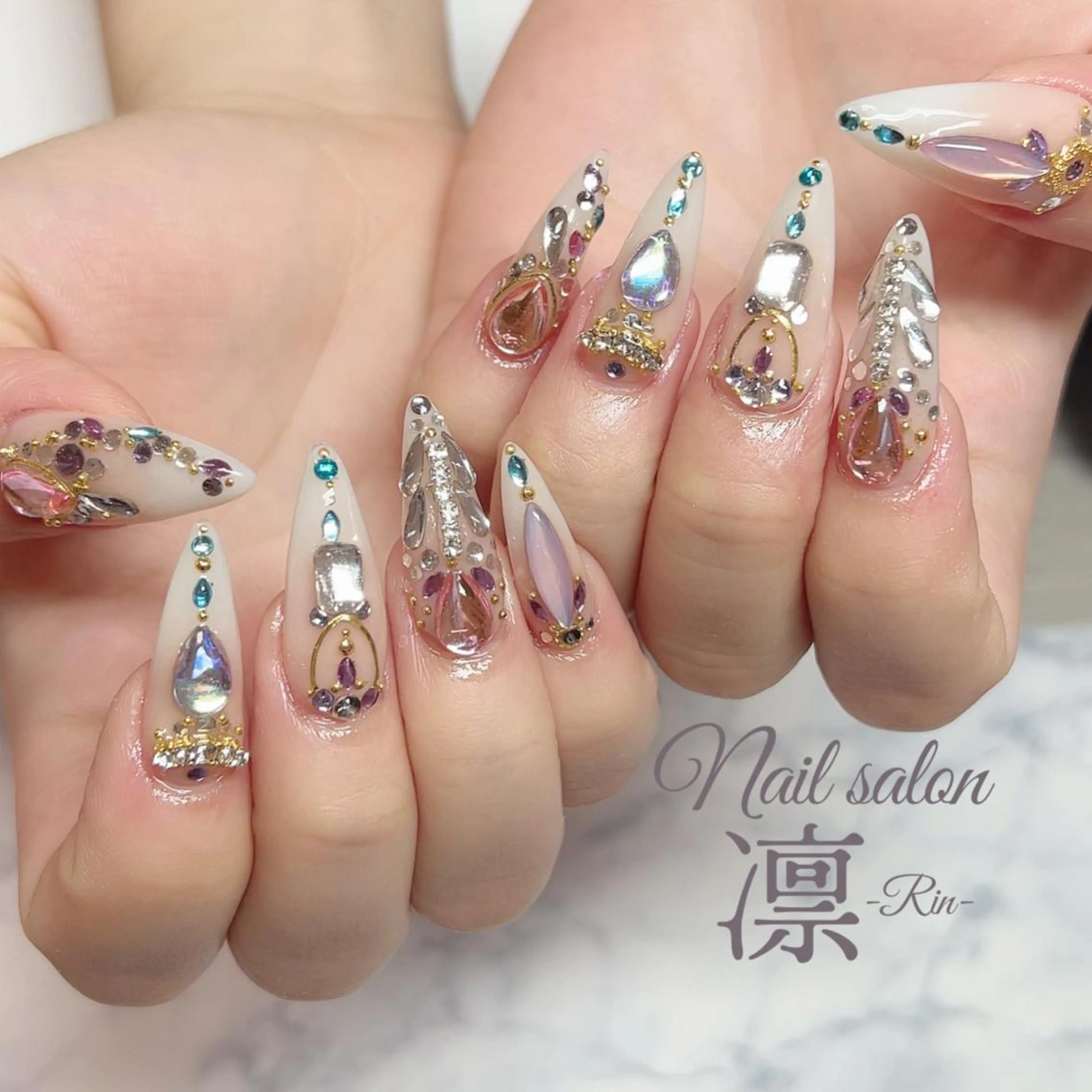 ネイル スカルプネイル private salon凛のネイルデザイン