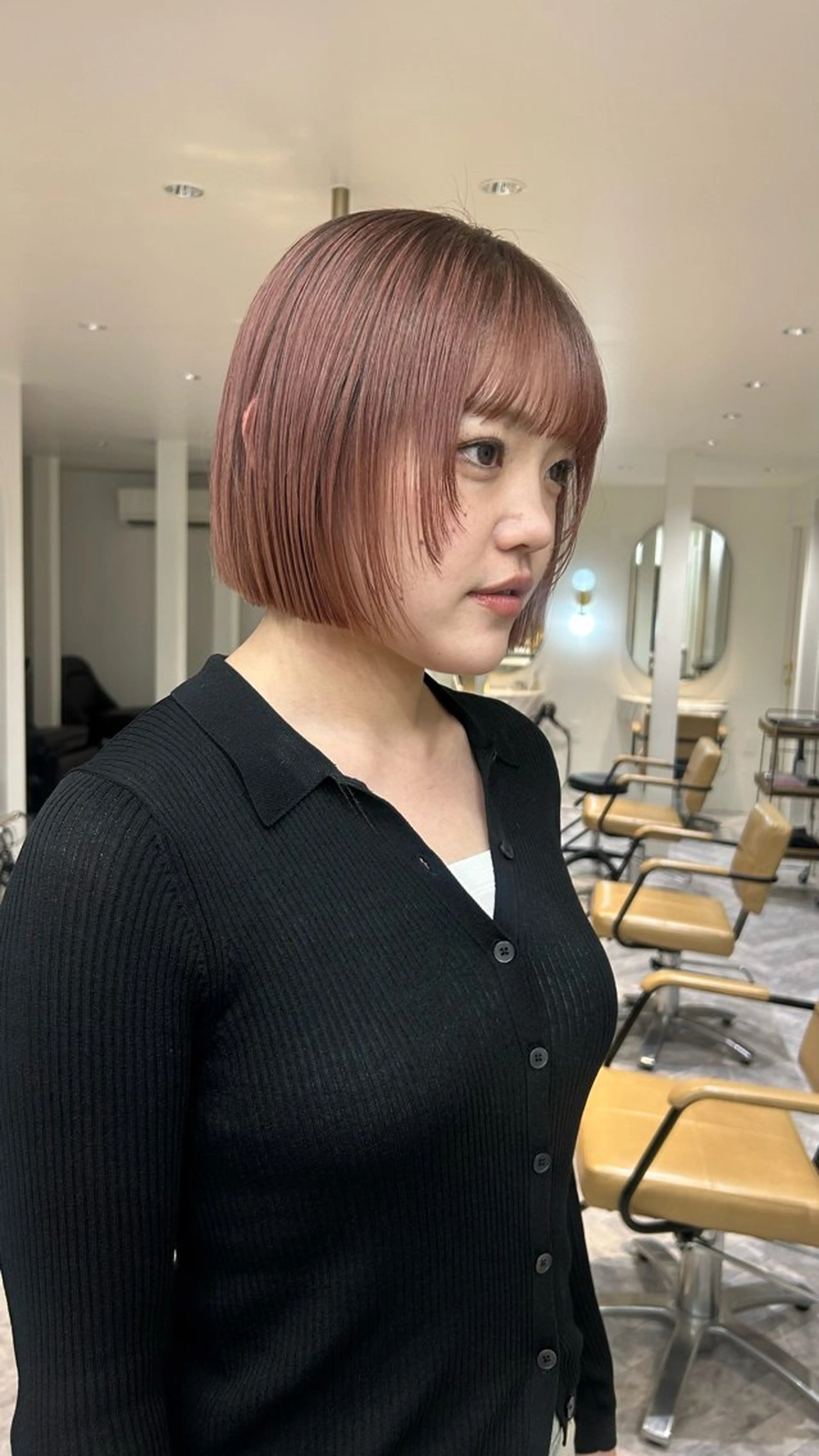 ショート カット ヘッドスパ Lomalia Moemiのヘアスタイル