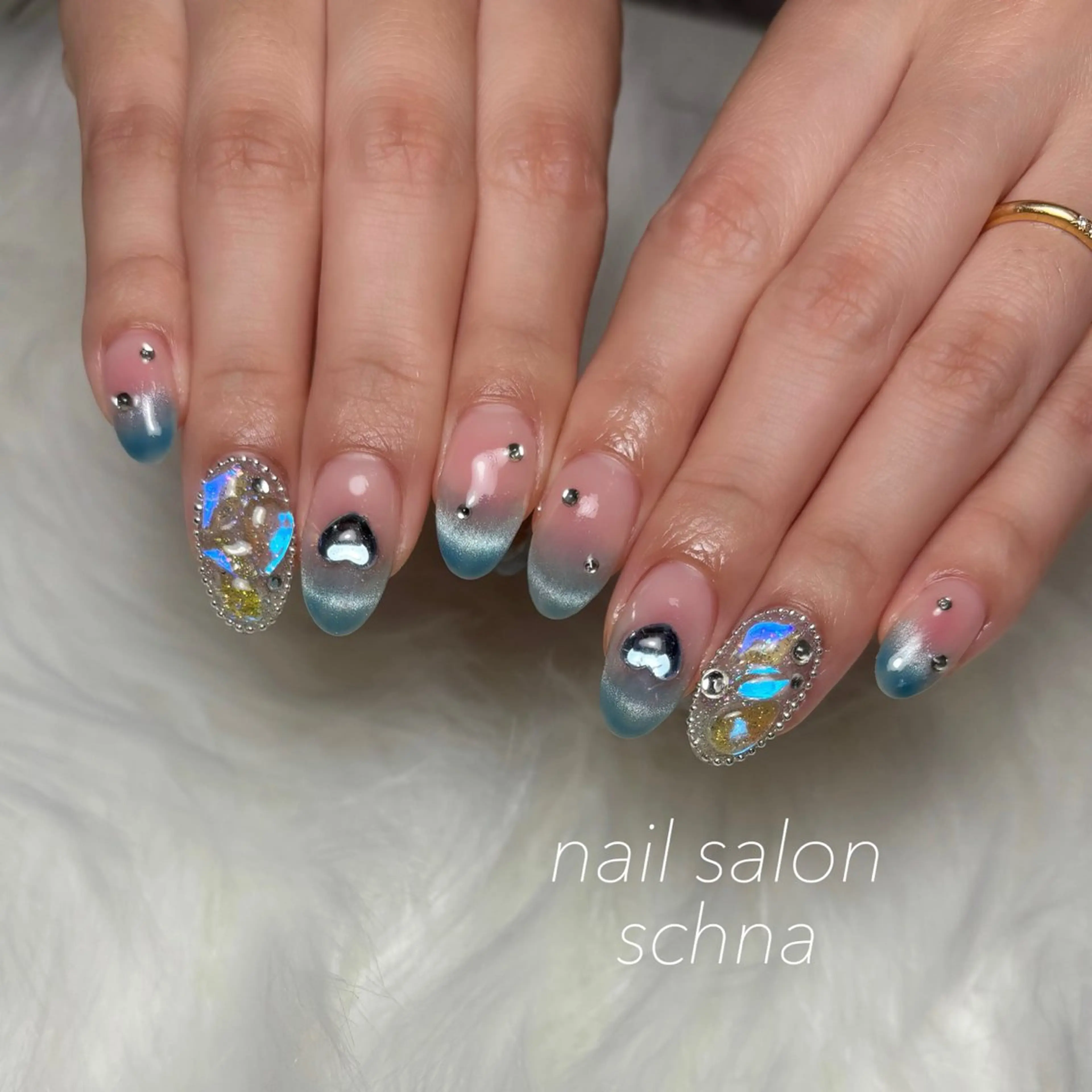 ネイル フレンチネイル マグネットネイル マグネットフレンチ nail salon schnaのネイルデザイン