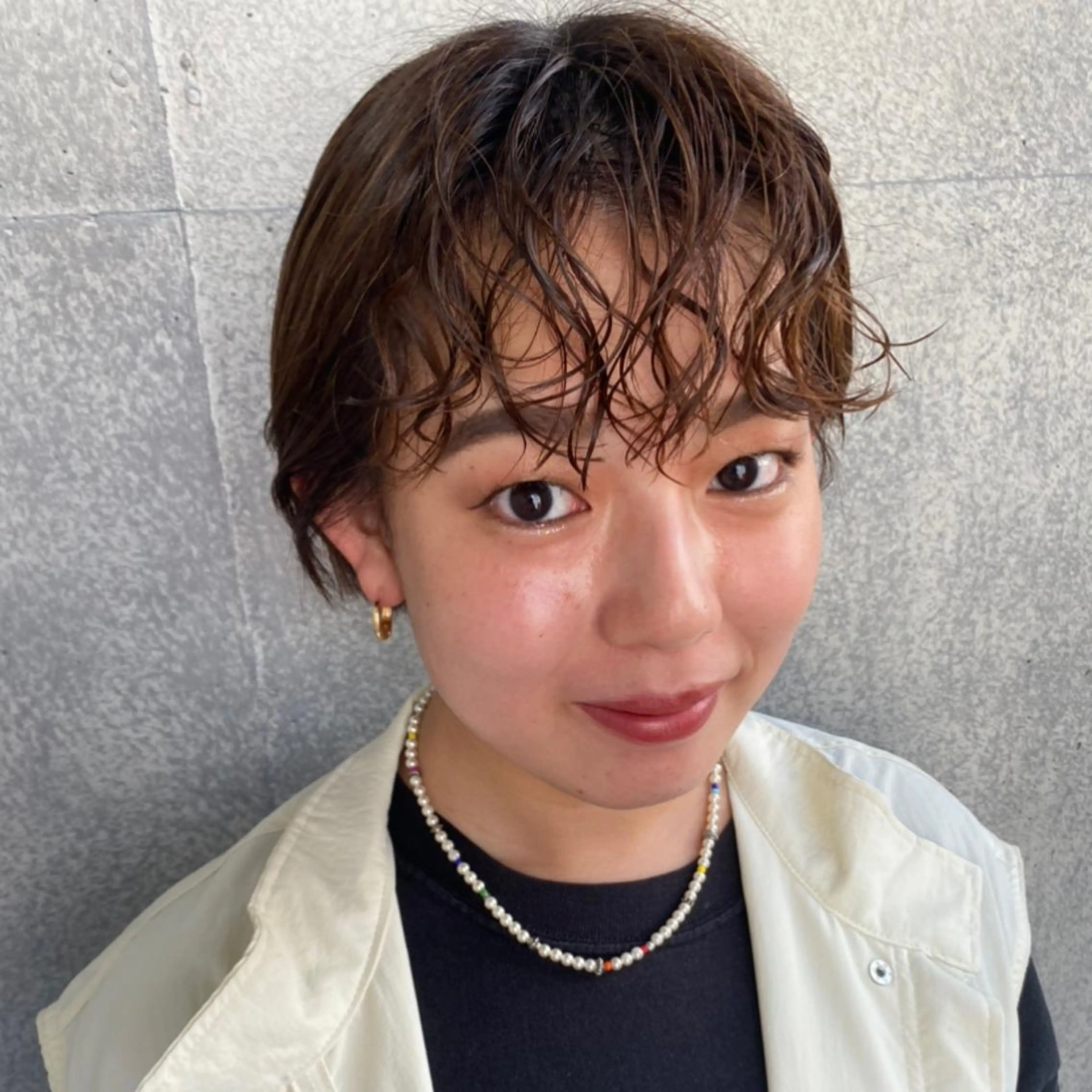 ショート パーマ Yahiko ハイトーンのヘアスタイル