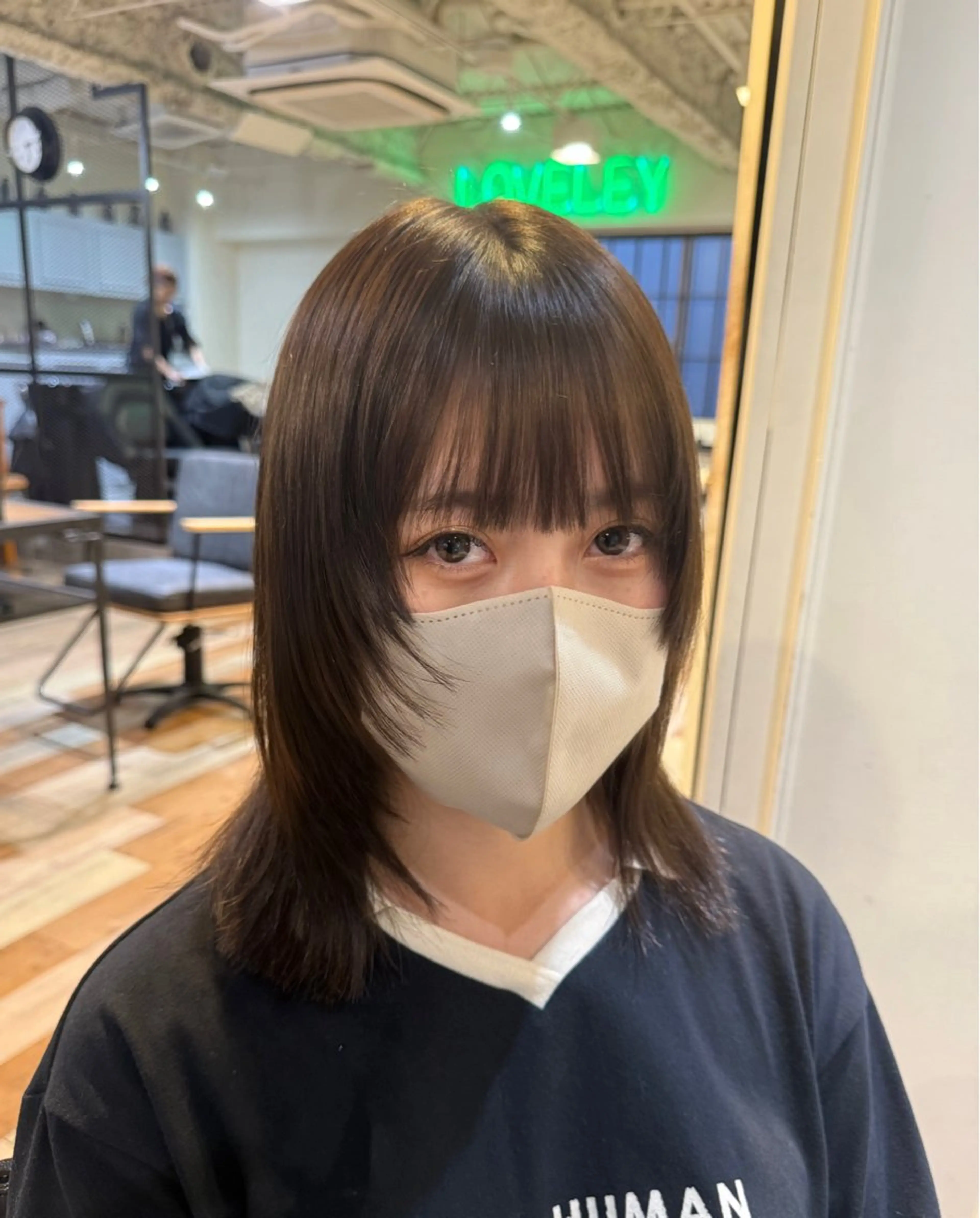 ミディアム カラー 透明感カラー オリーブカラー 顔まわりレイヤー 顔周りカット レイヤーカット ヘアカラー トリートメント メンズカット/パーマ 艶カラーTAIGA︎のヘアスタイル