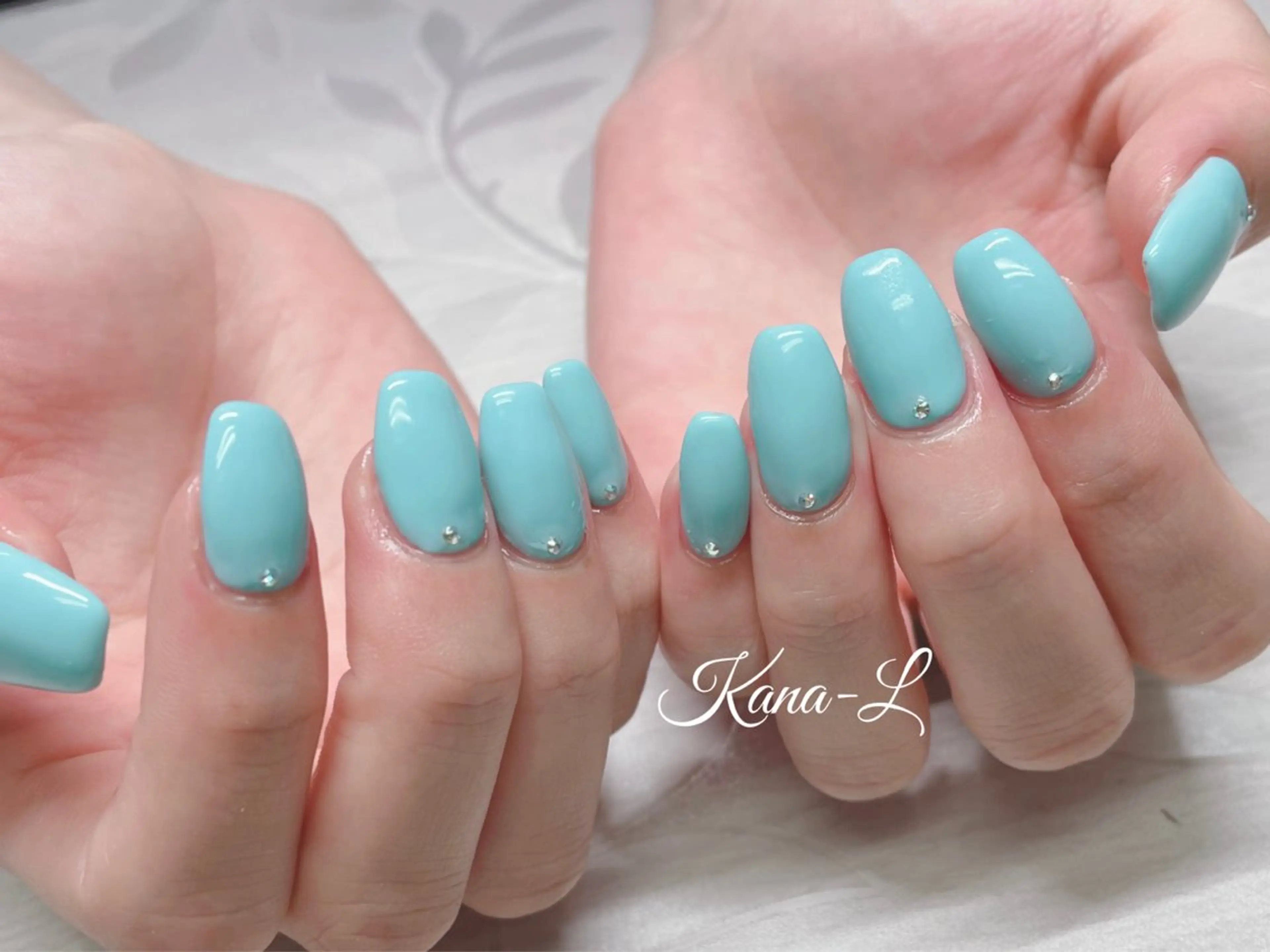 ネイル ジェルネイル ワンカラーネイル パラジェル 芦辺 香奈のネイルデザイン