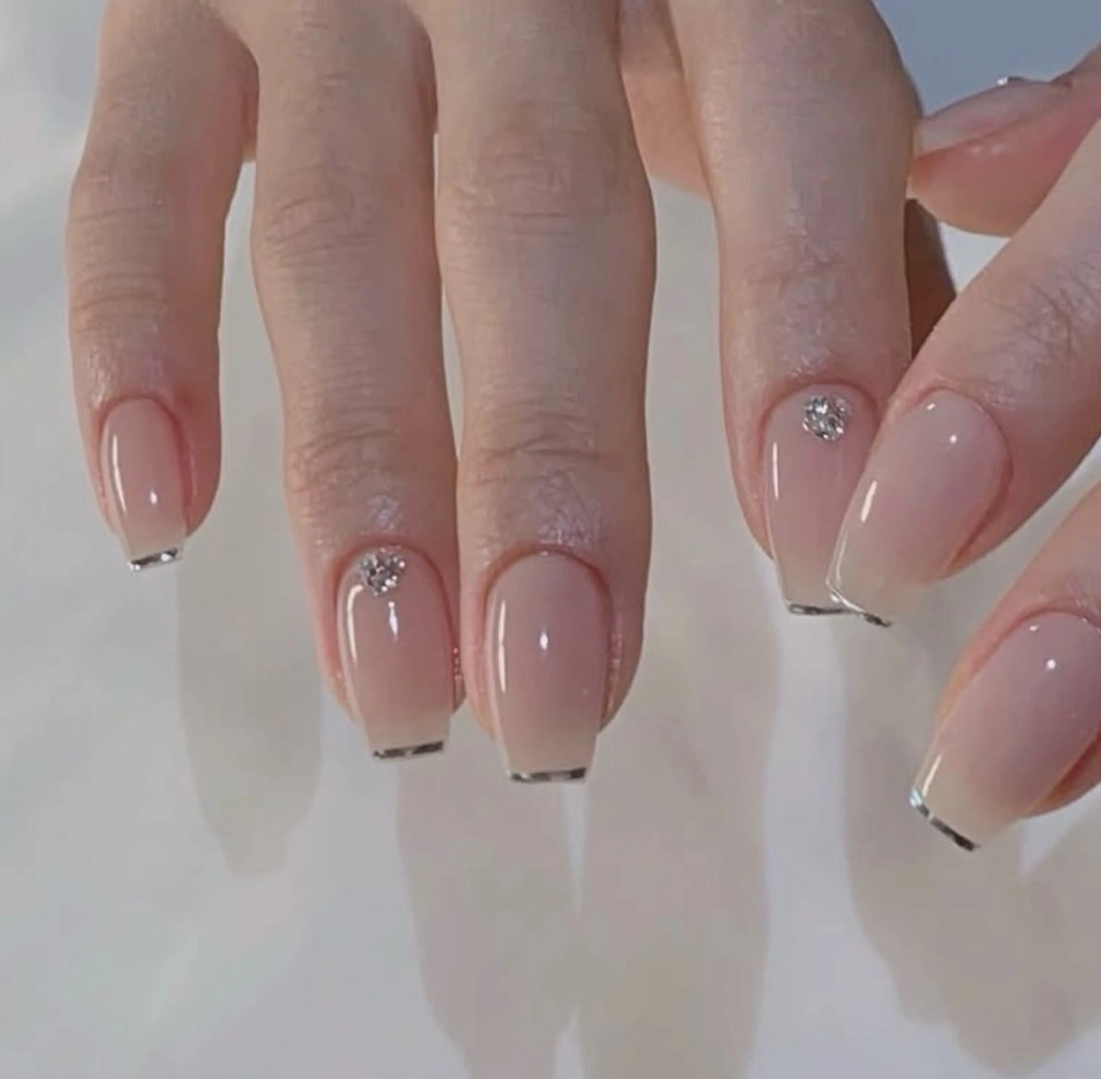 ネイル グラデーション キラキラネイル ピンク ハンドネイル RUBY Nail 日暮里店のネイルデザイン