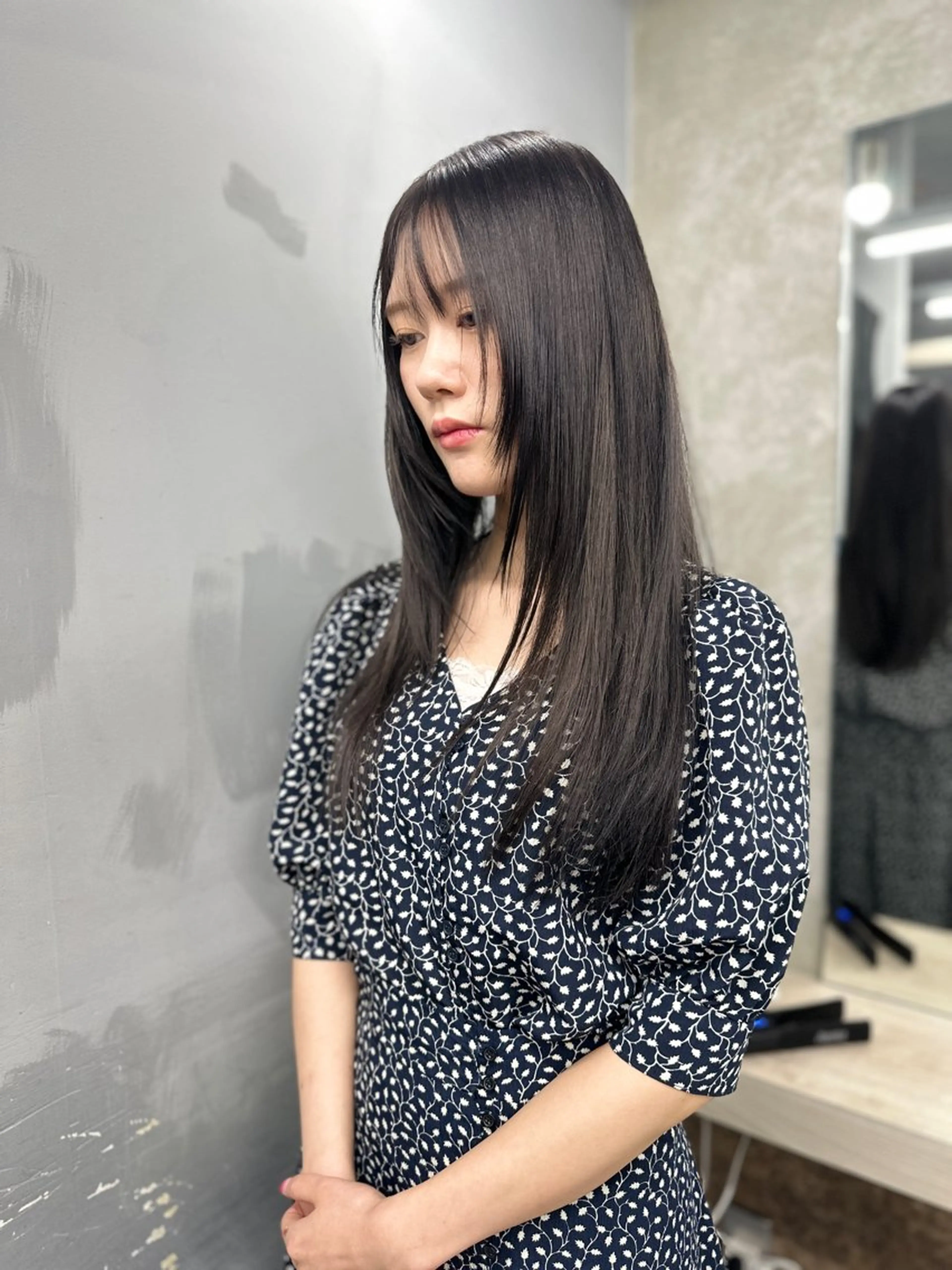 ロング カラー アディクシーカラー バレイヤージュ ブリーチ デザインカラー ダブルカラー カット トリートメント レイヤーカット nude ヘア大和のヘアスタイル