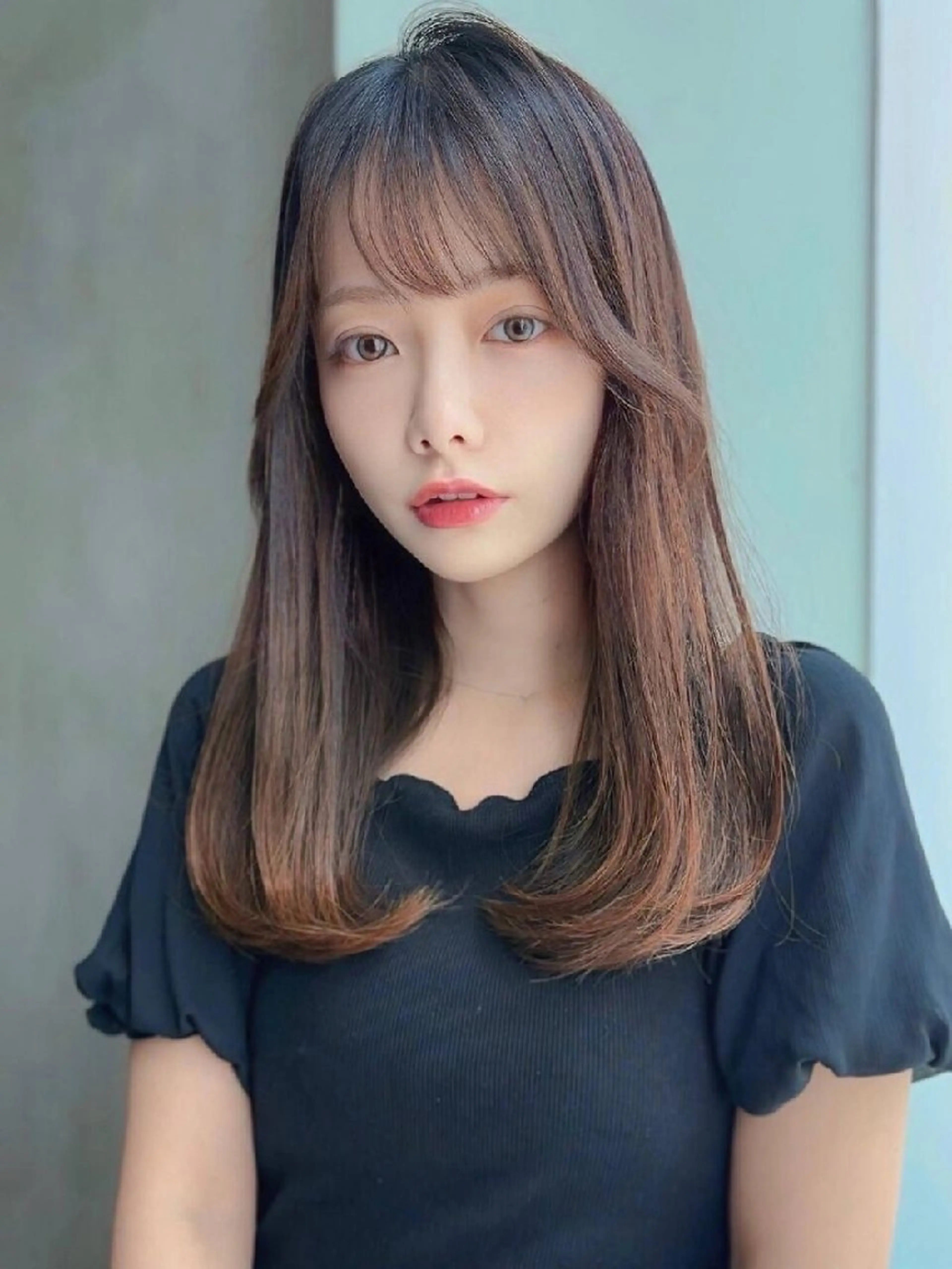 セミロング カラー カット ヘアカラー トリートメント 透明感カラー/似合わ せ/吉本　敬のヘアスタイル