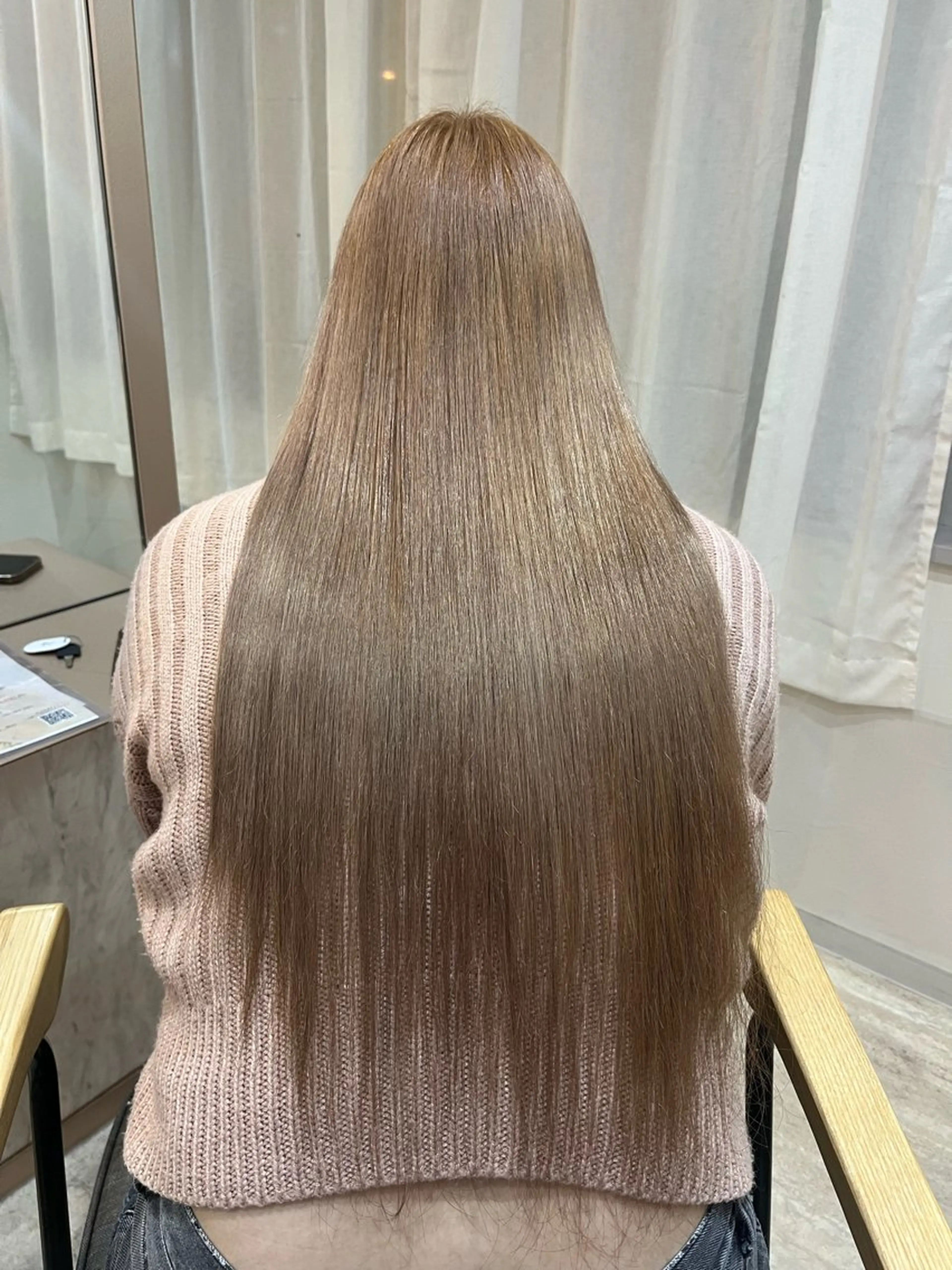 ロング カラー ベージュカラー ブリーチ ミルクティーベージュ ヘアカラー 💙Ami💙 elubylovisのヘアスタイル