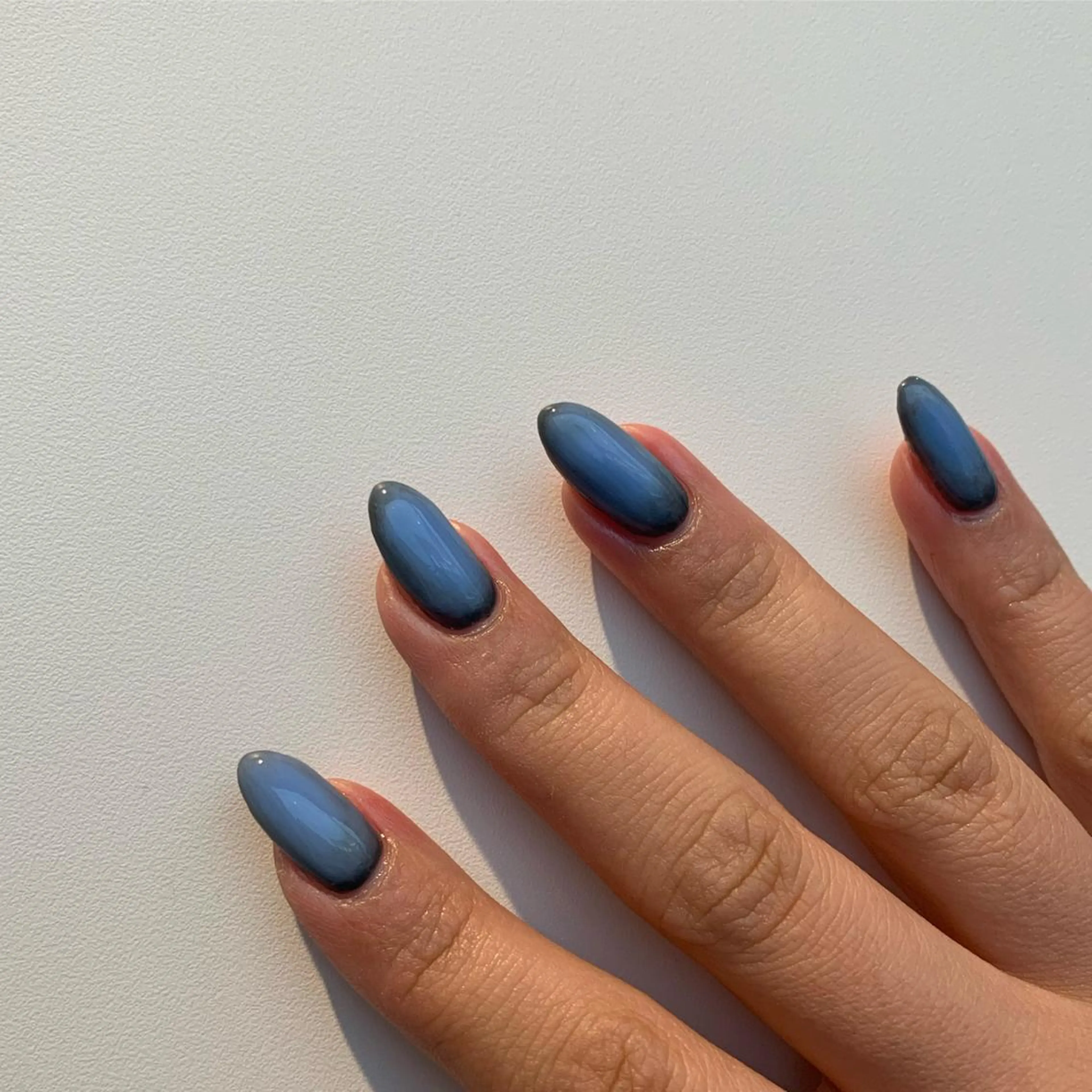 ネイル ハンドネイル tote. airiのネイルデザイン