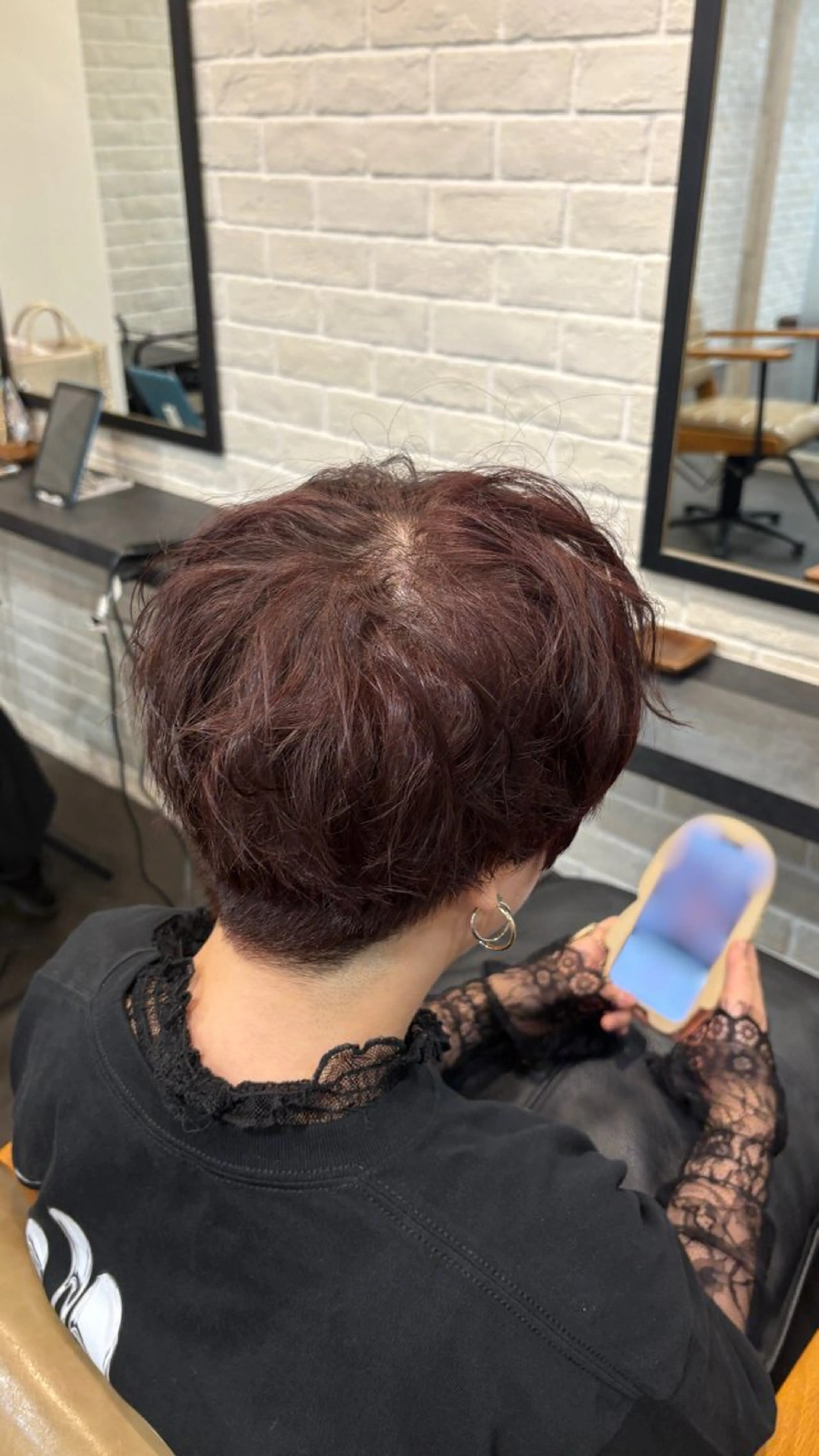 ショート パープルカラー ヘアカラー りん/神楽坂 English okのヘアスタイル