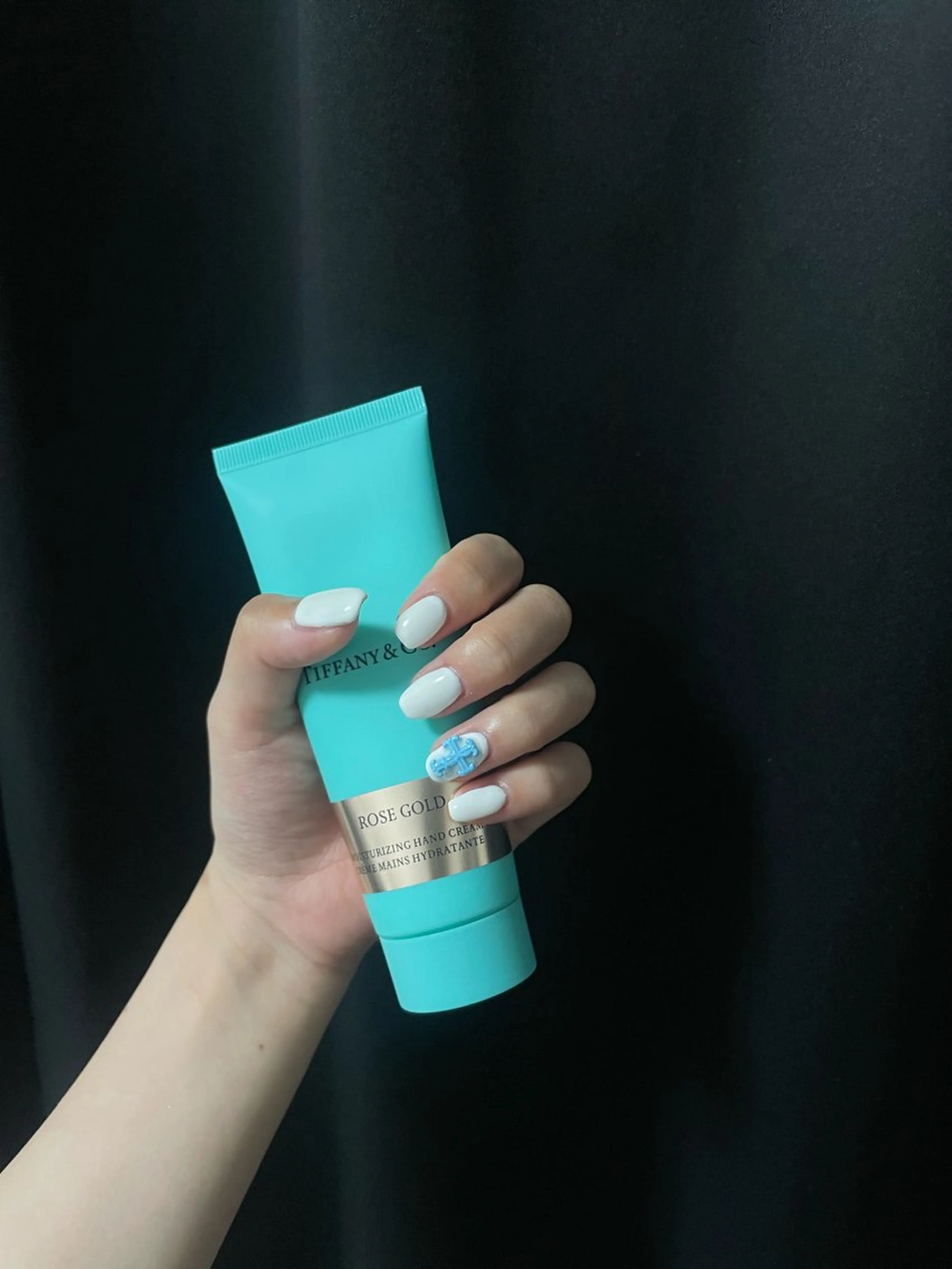 ネイル Private salon ANGEL所属・櫻井 リエのネイルデザイン