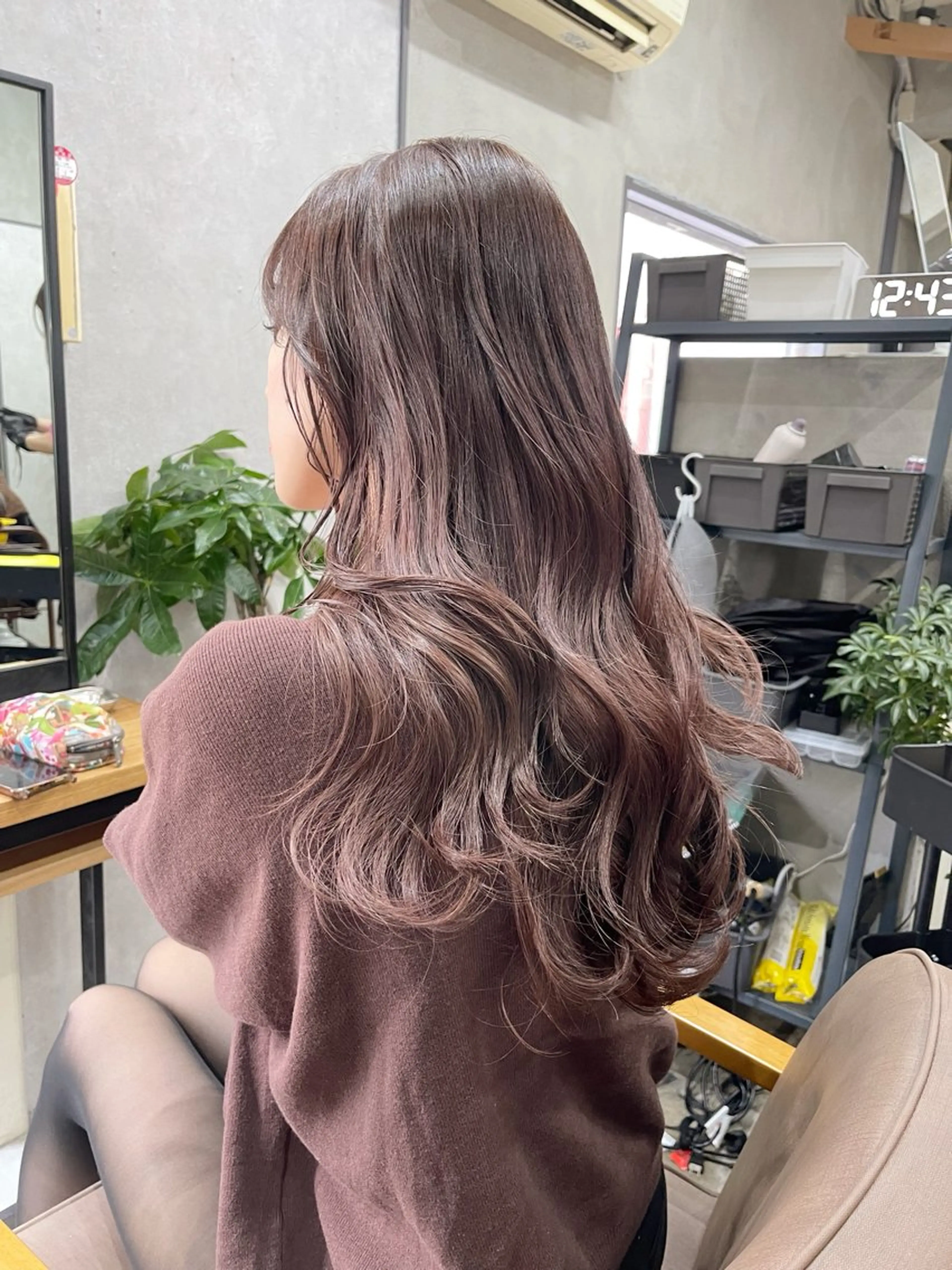 セミロング カラー レイヤーカット カット ヘアカラー トリートメント AiM 大名のヘアスタイル