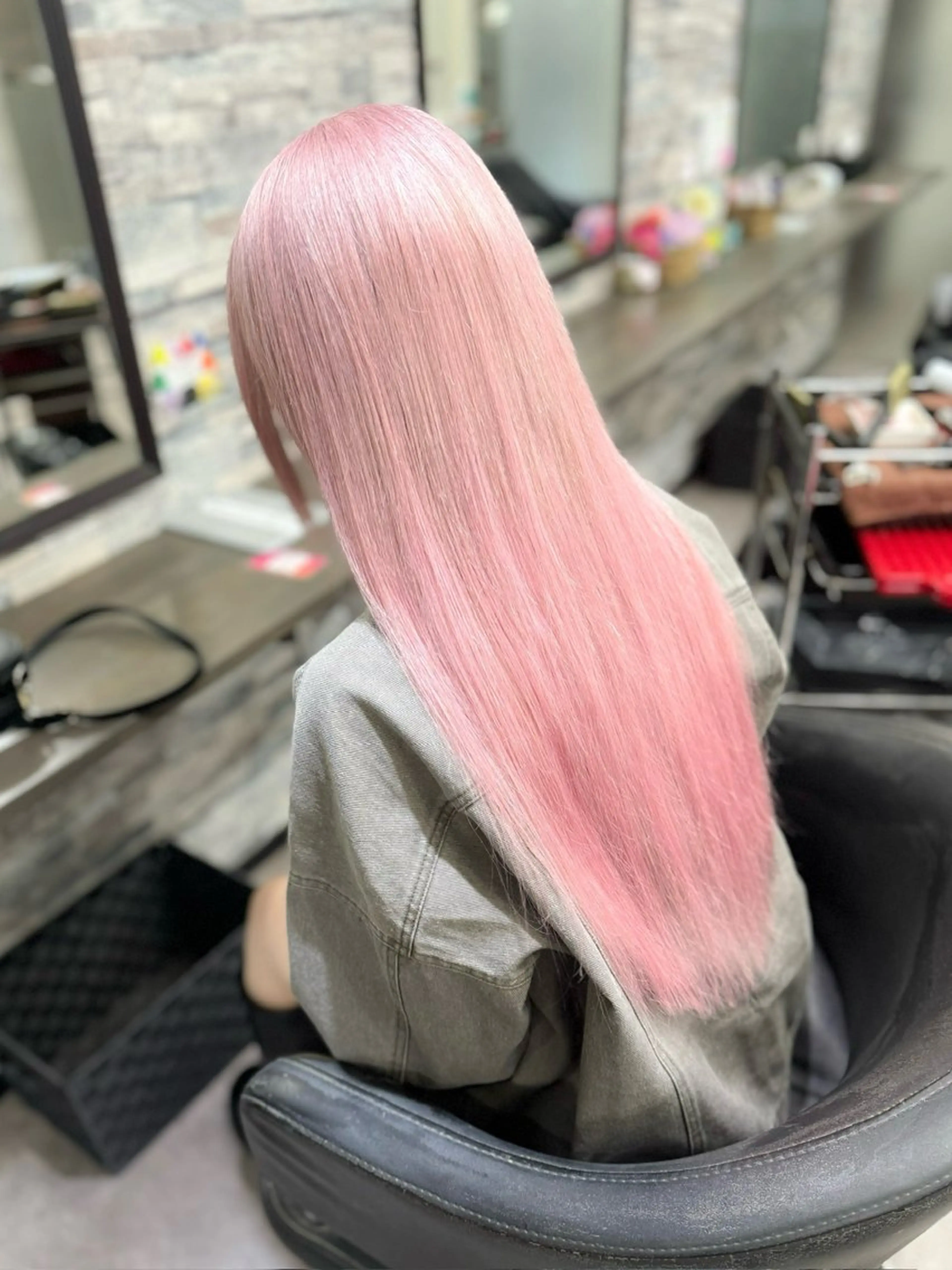 ロング カット エクステ ブリーチエクステ 🎩カズキ🎩のヘアスタイル