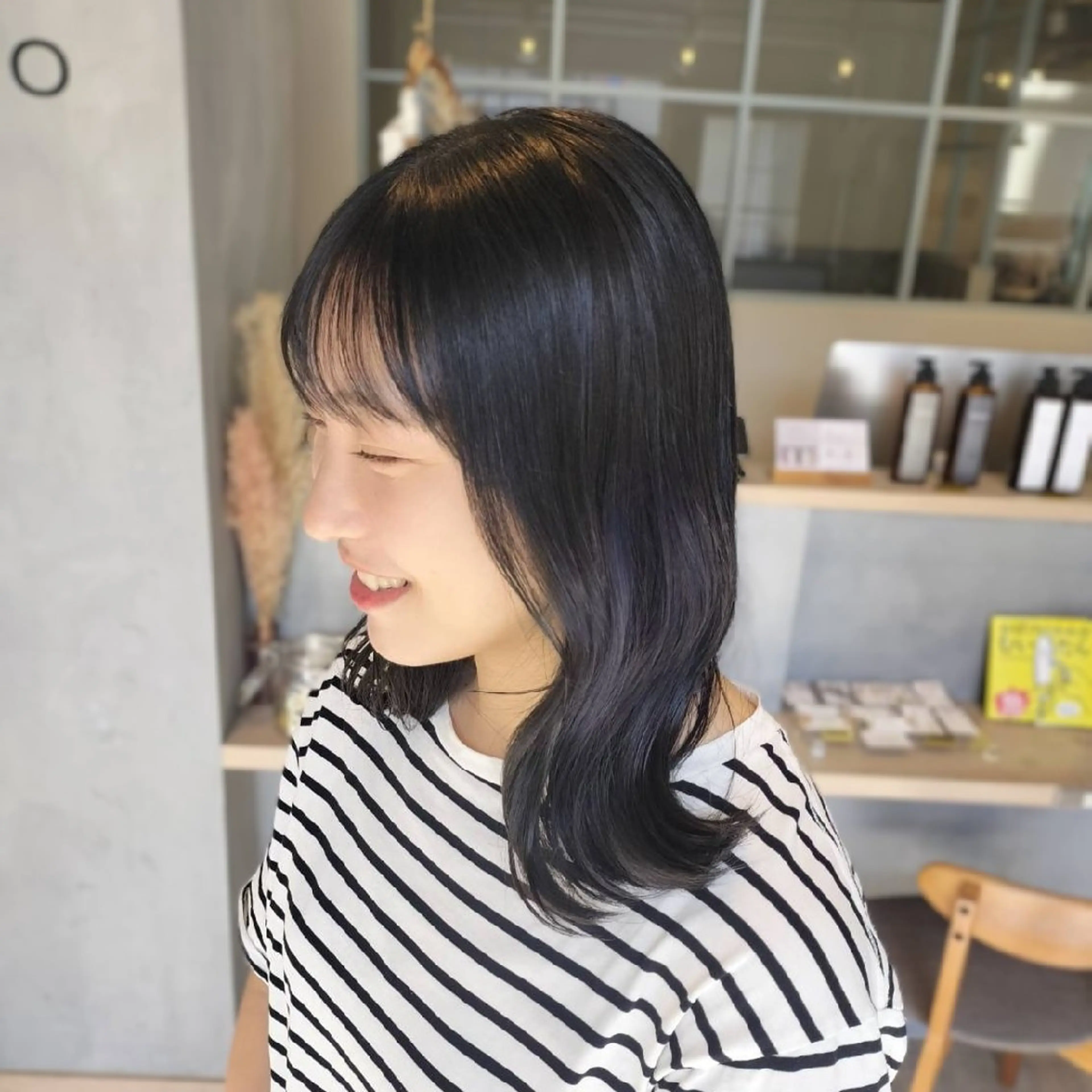 セミロング ヘアカラー ROCCO ひなこのヘアスタイル