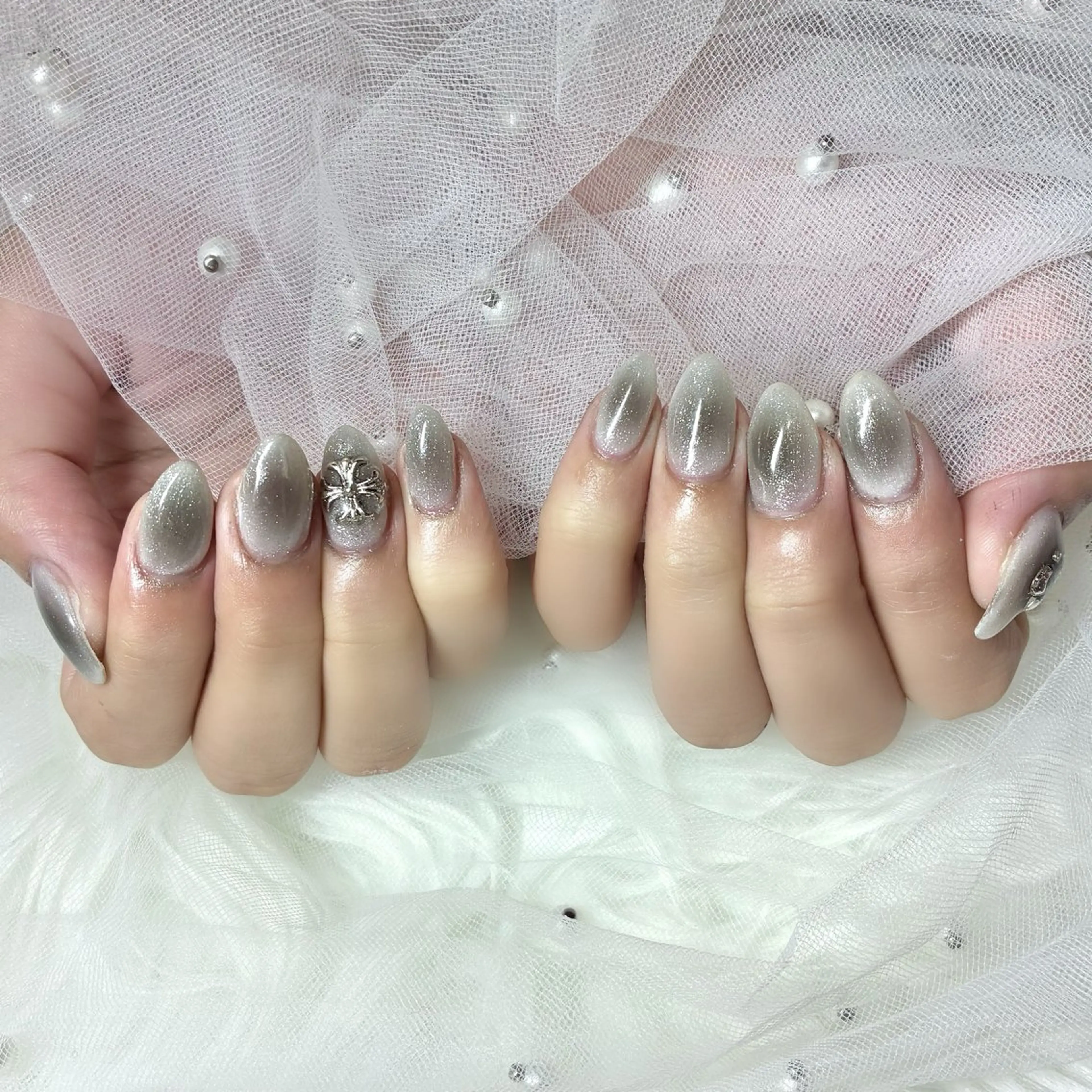 ネイル チークネイル ハンドネイル e-up by boss所属・e-up nail Arisaのネイルデザイン