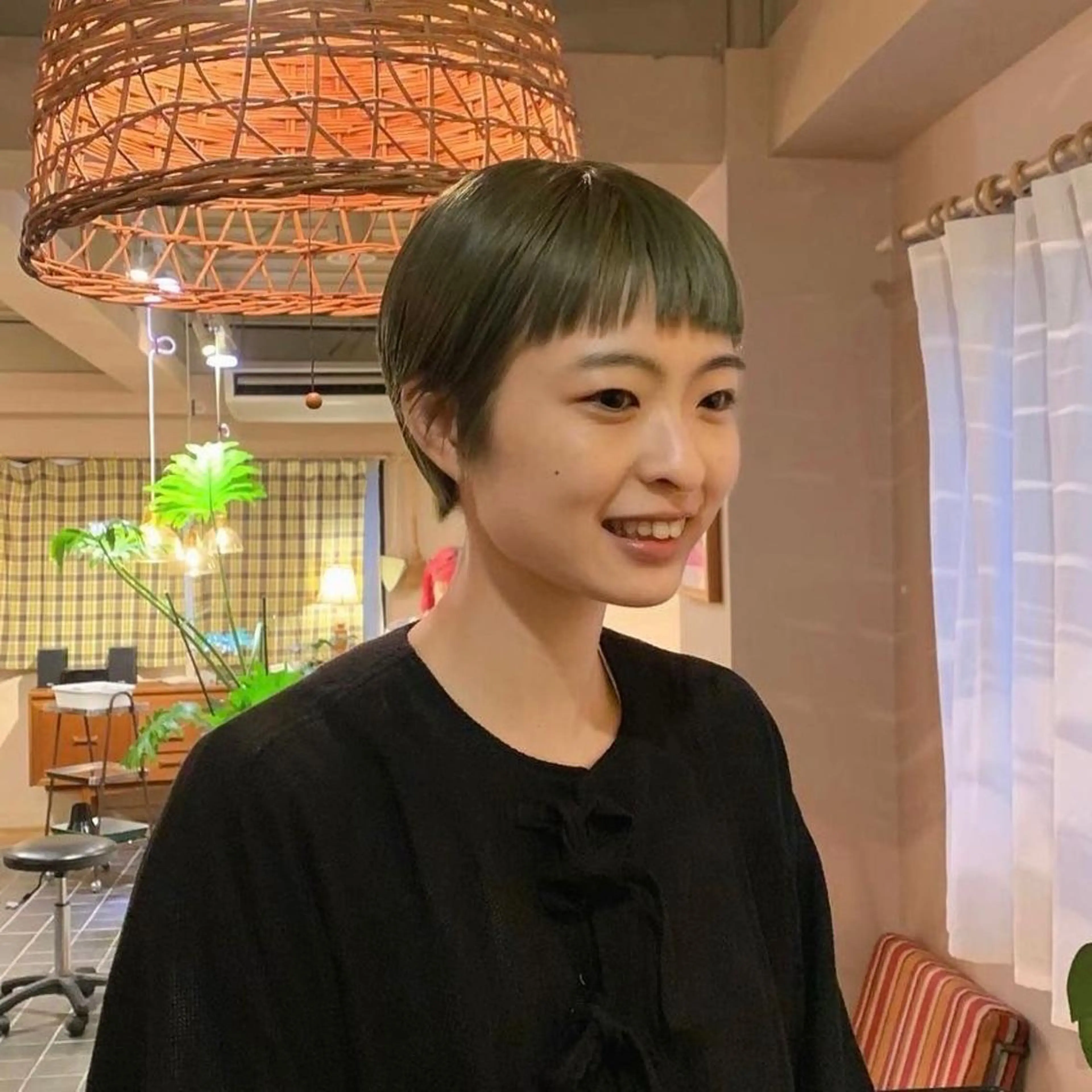 ショート カラー ヘアカラー 繭所属・こはる／ハードパーマ /癖毛風パーマ🧃のヘアスタイル