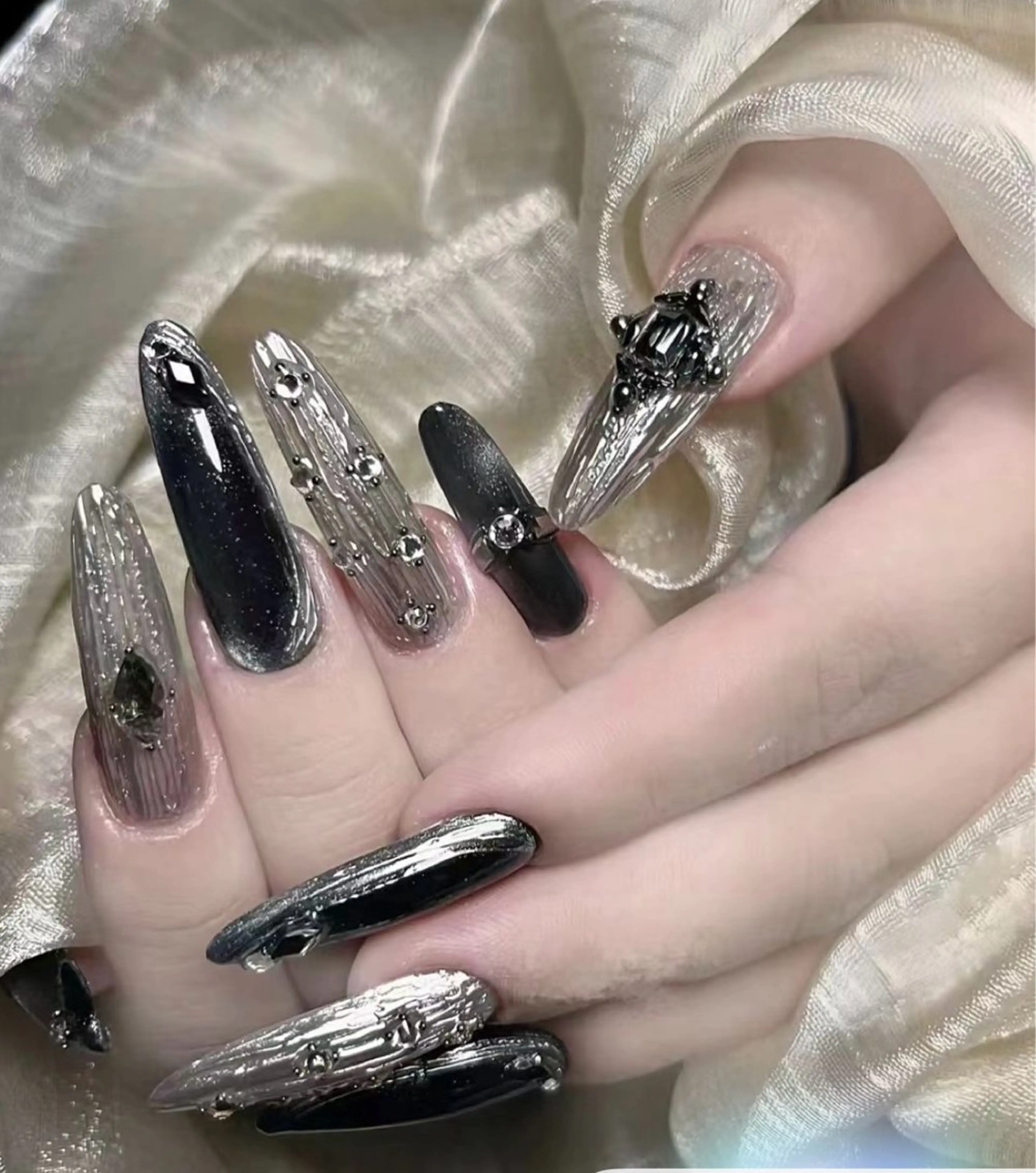 ネイル アートネイル フットネイル フレンチネイル ジェルネイル 韓国ネイル ハンドネイル フットネイル ハンドケア Kawaii Nail Salon所属・Kawaii-jp Tomisatoのネイルデザイン