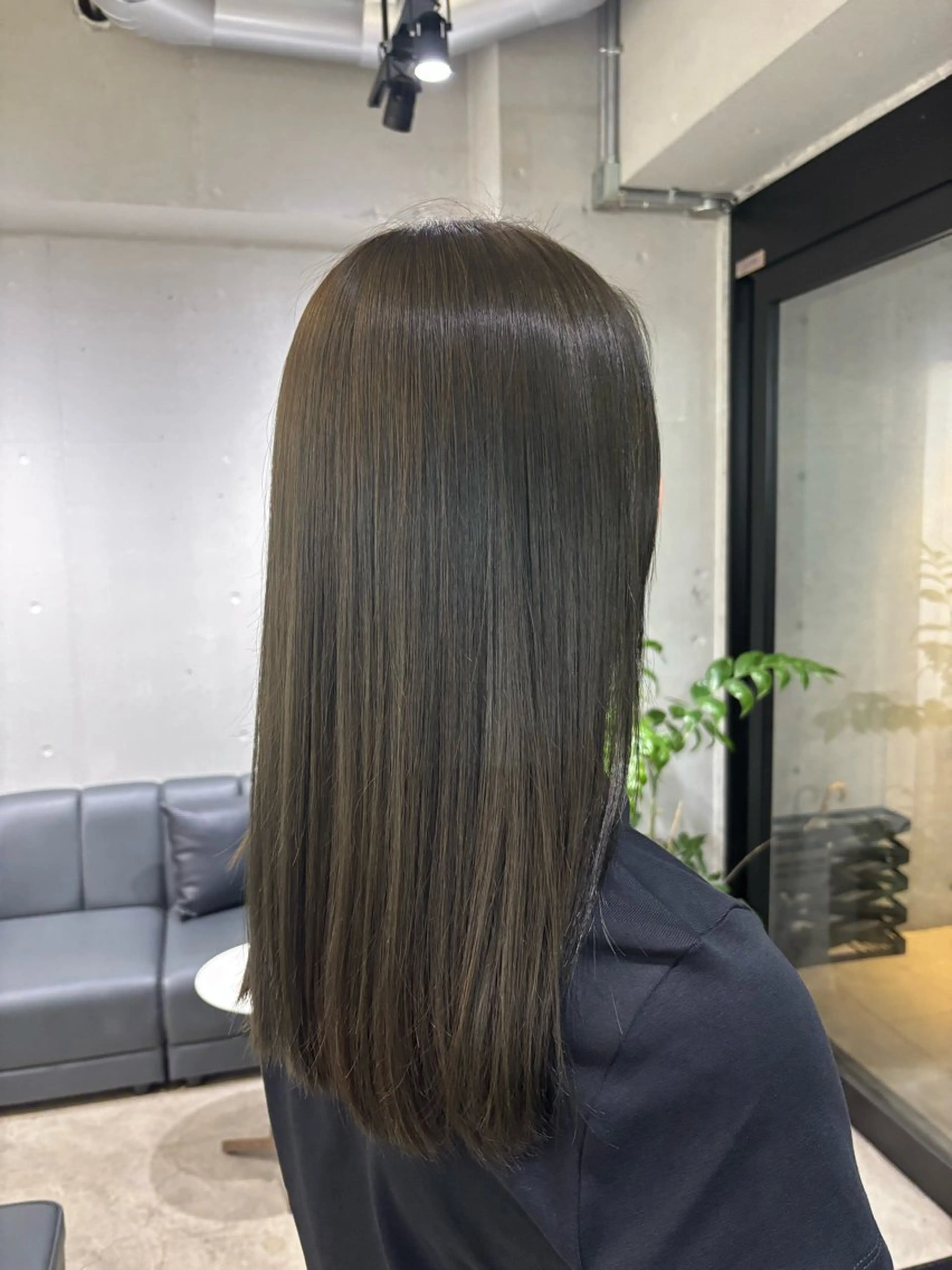 ミディアム ヘアカラー トリートメント 🫧美髪パーマ 🫧yukiのヘアスタイル